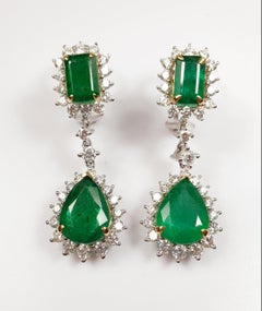 Pendientes Esmeralda Colombiana 8ct con Diamantes y Oro Blanco y Amarillo