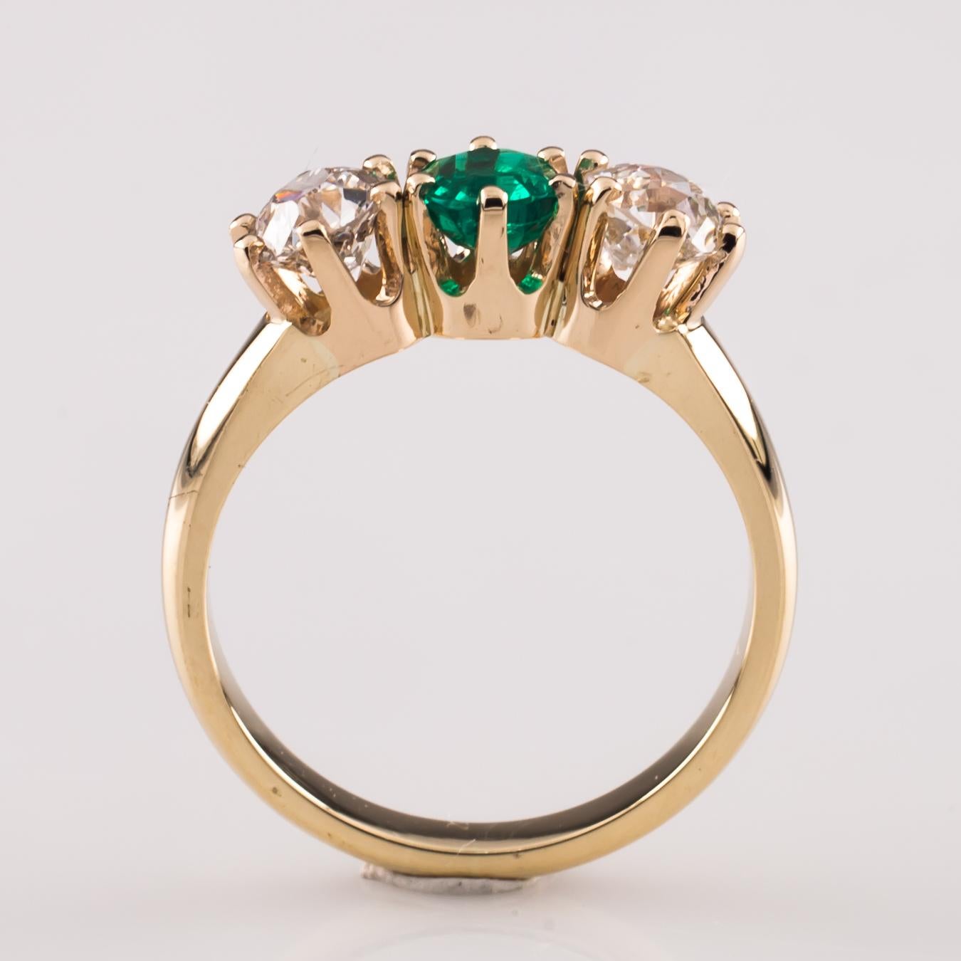 Colombian Emerald and Diamond 14 Karat Yellow Gold Three-Stone Ring 1