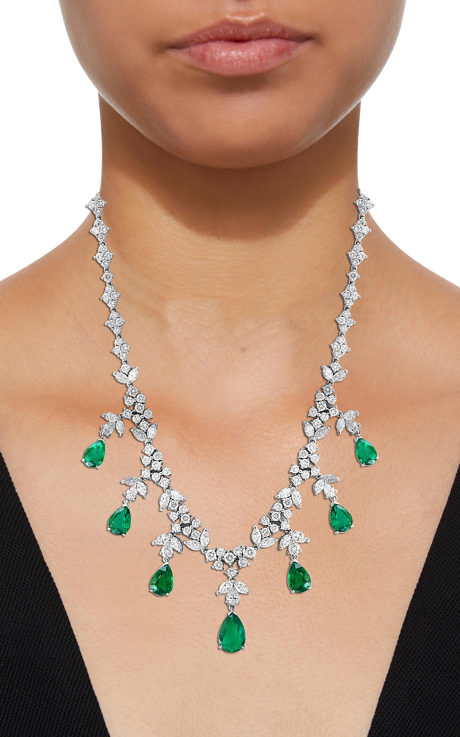  GIA Certified Pear Colombian Emerald & Diamond Bridal Drop Necklace 18 K  Gold 4