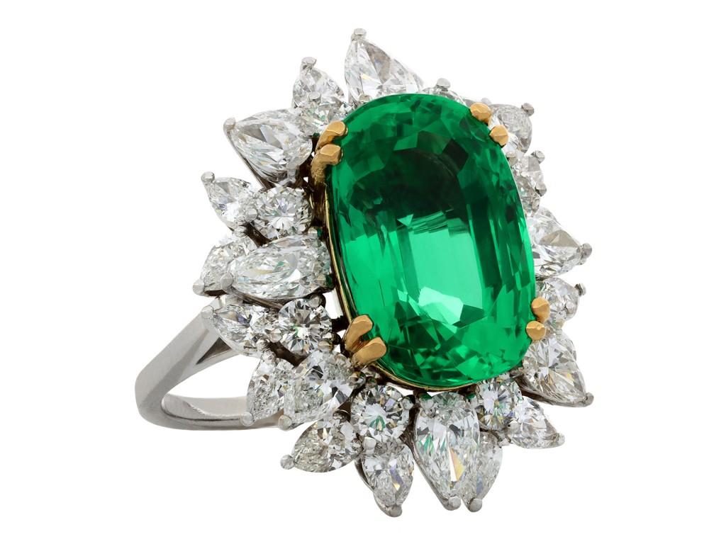For Sale:  Colombian Emerald and Diamond Cluster Ring, circa 1970 2