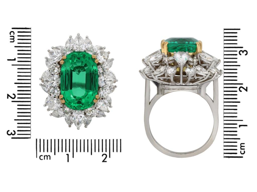 For Sale:  No Oil Colombian Emerald and Diamond Cluster Ring, circa 1970 5
