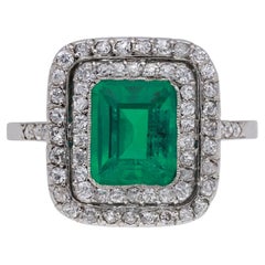 Ring mit kolumbianischem Smaragd und Diamanten, französisch, um 1915