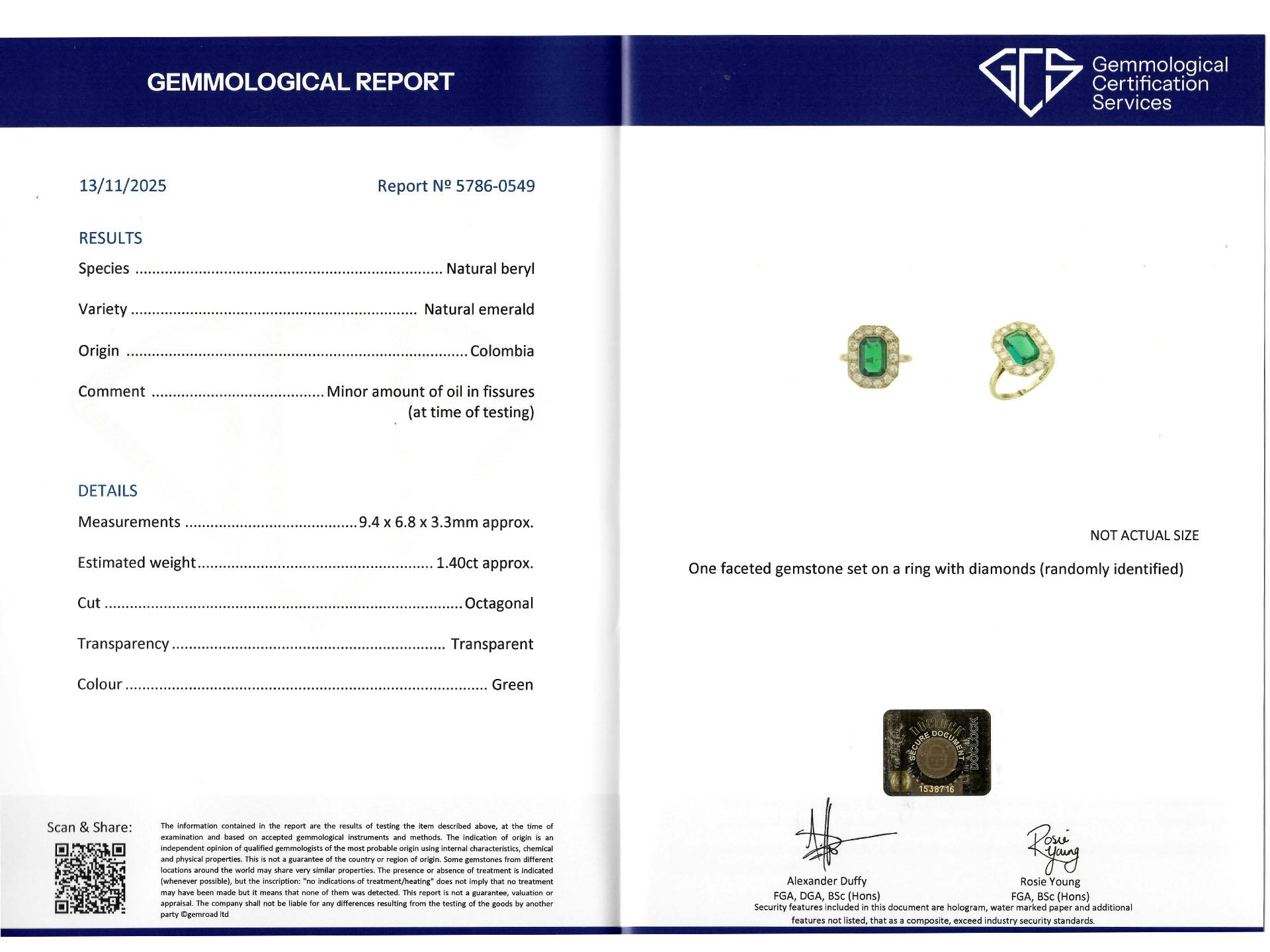 Coronet di smeraldi e diamanti colombiani. Incastonato con uno smeraldo naturale colombiano di forma ottagonale, con piccole tracce di olio, in un'incastonatura aperta sul retro con un peso approssimativo di 1,40 carati, con quattordici diamanti