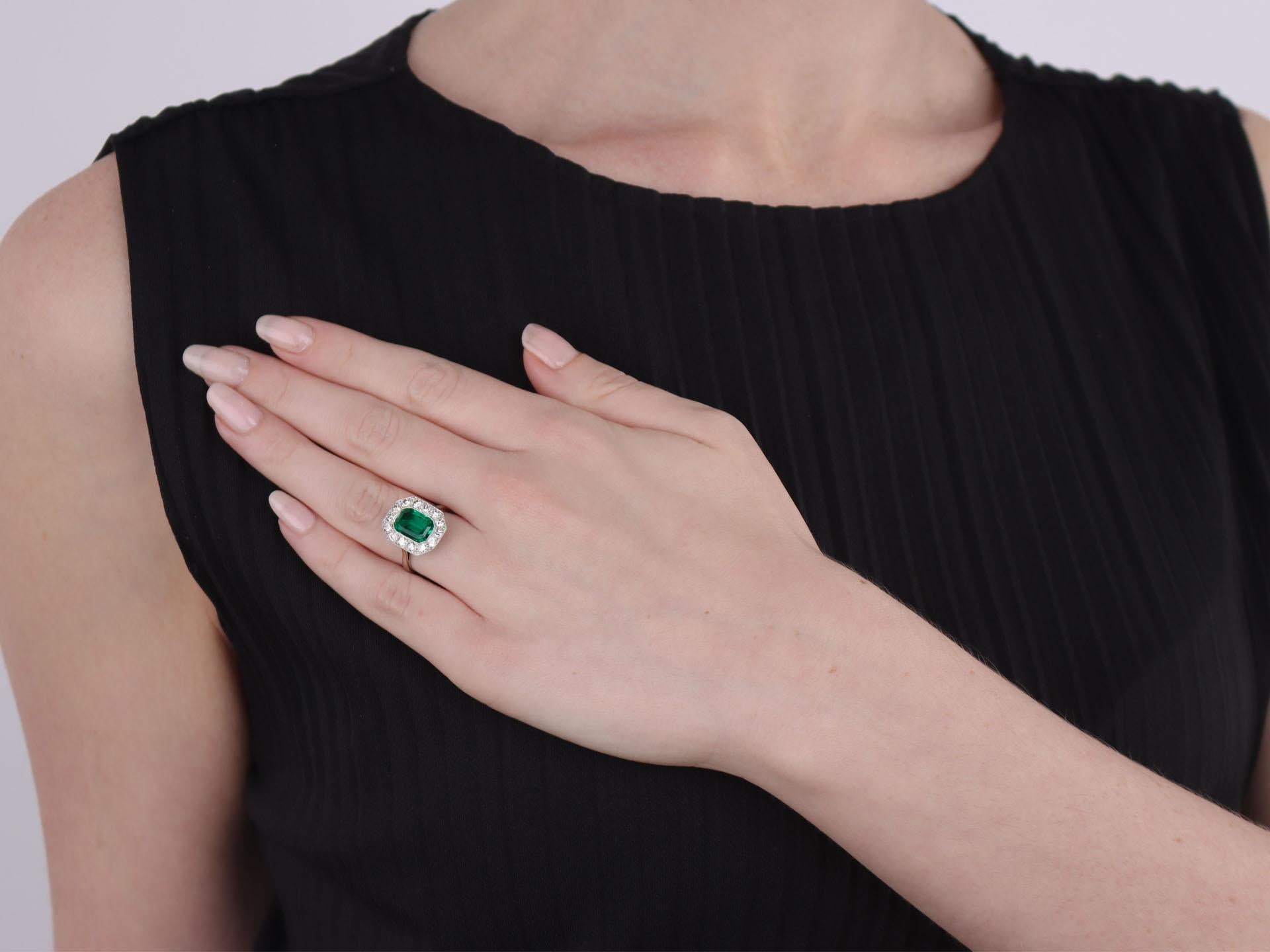 Art Déco Coronet di smeraldi e diamanti colombiani, circa 1925. in vendita