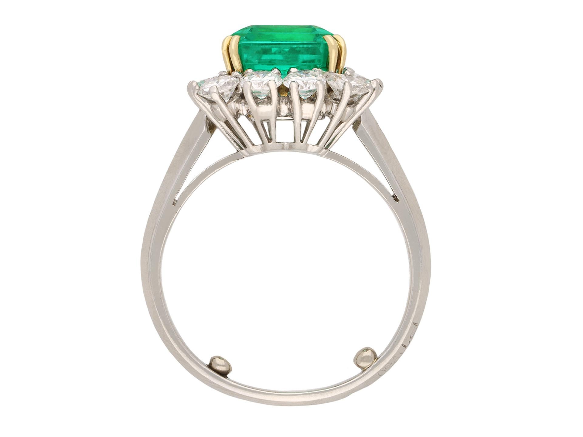 Emerald Cut Colombian emerald and diamond coronet cluster ring, French, circa 1960.  For Sale