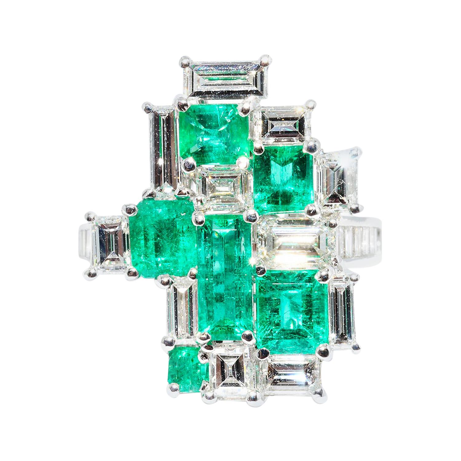 Colombian Emerald and Diamond Modern Cocktail Ring