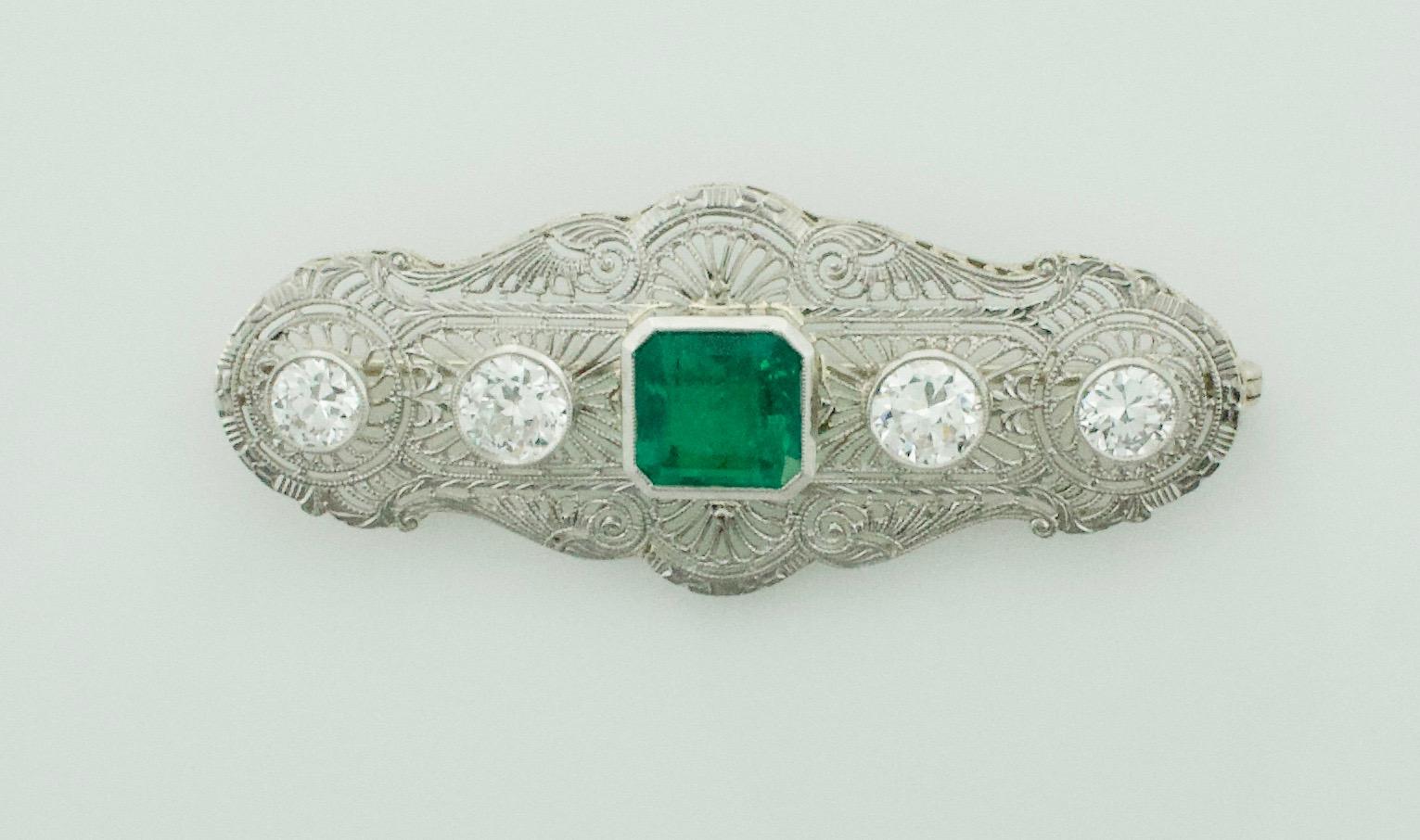 Kolumbianischer Smaragd und Diamant Halskette / Brosche ca. 1920er Jahre GIA zertifiziert (Art déco) im Angebot