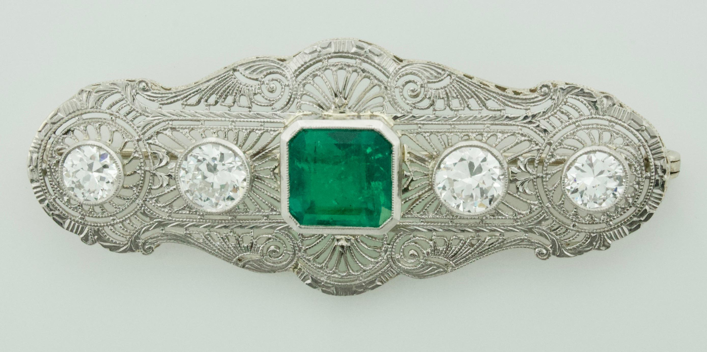 Kolumbianischer Smaragd und Diamant Halskette / Brosche ca. 1920er Jahre GIA zertifiziert (Smaragdschliff) im Angebot