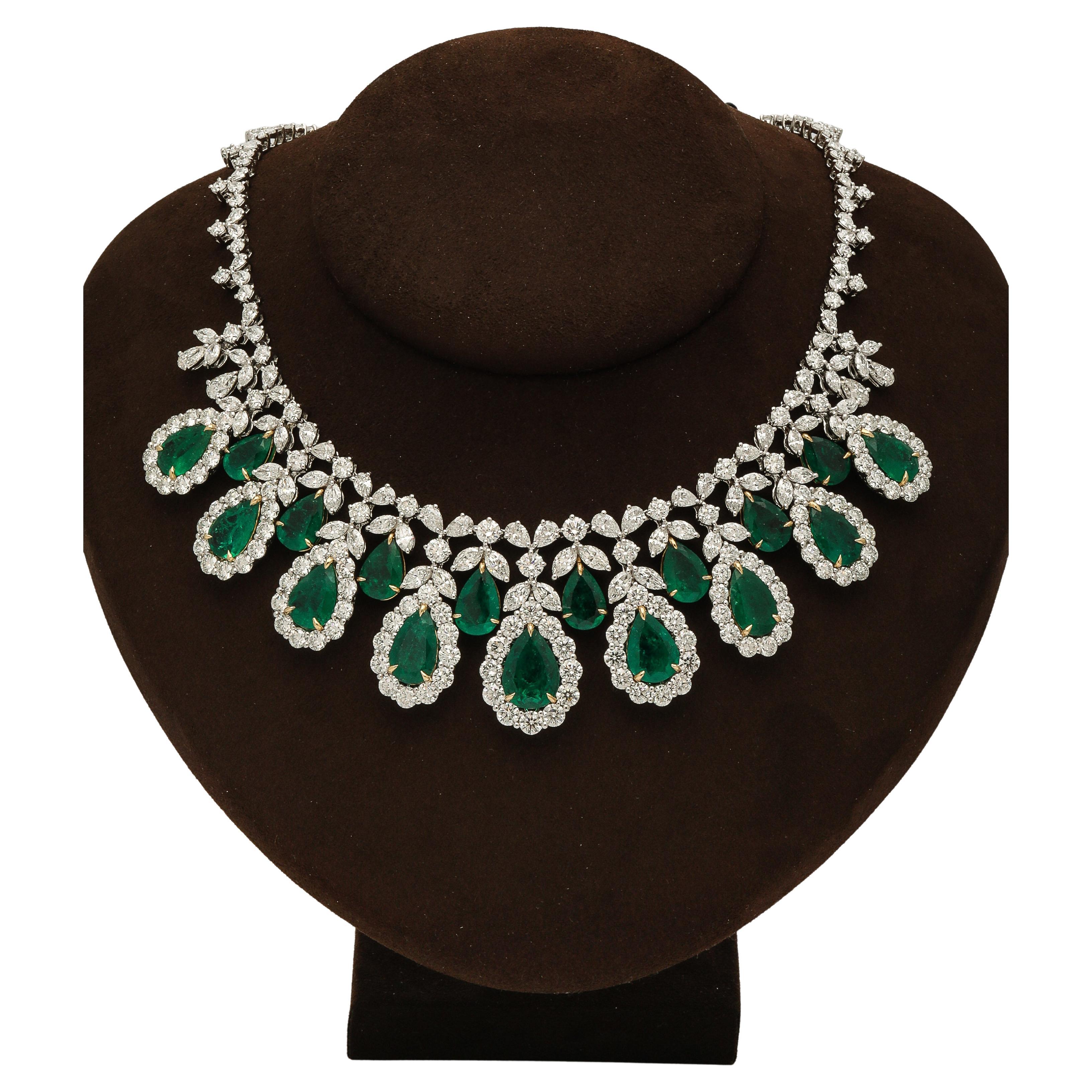 Collar de Esmeralda Colombiana y Diamantes