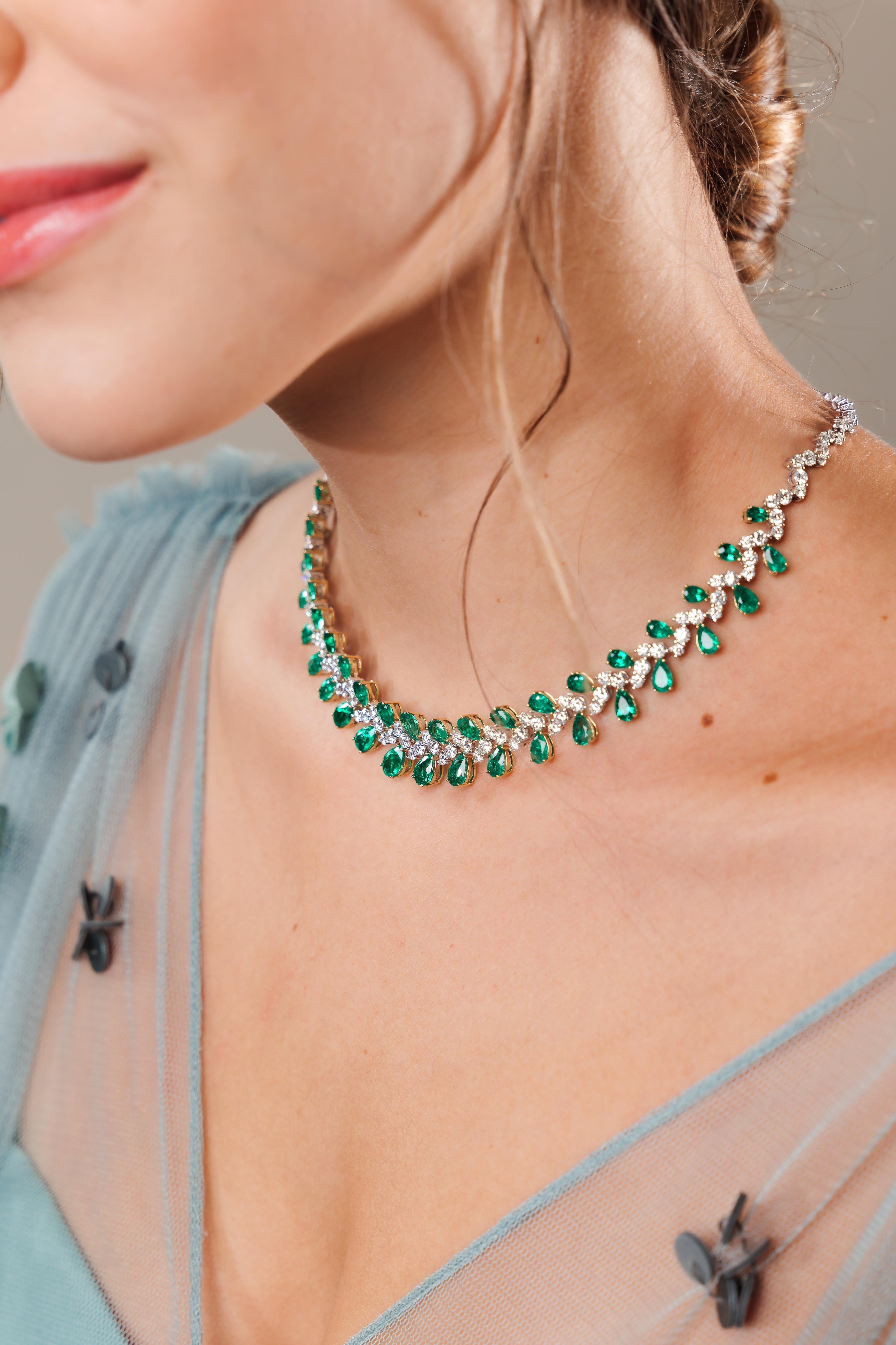 Pear Cut Colombian Emerald and Diamond Necklace in 18 Karat White Gold For Sale