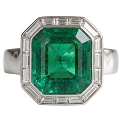 Colombian Emerald and Diamond Ring – 13.21 Carat Emerald Diamond Ring