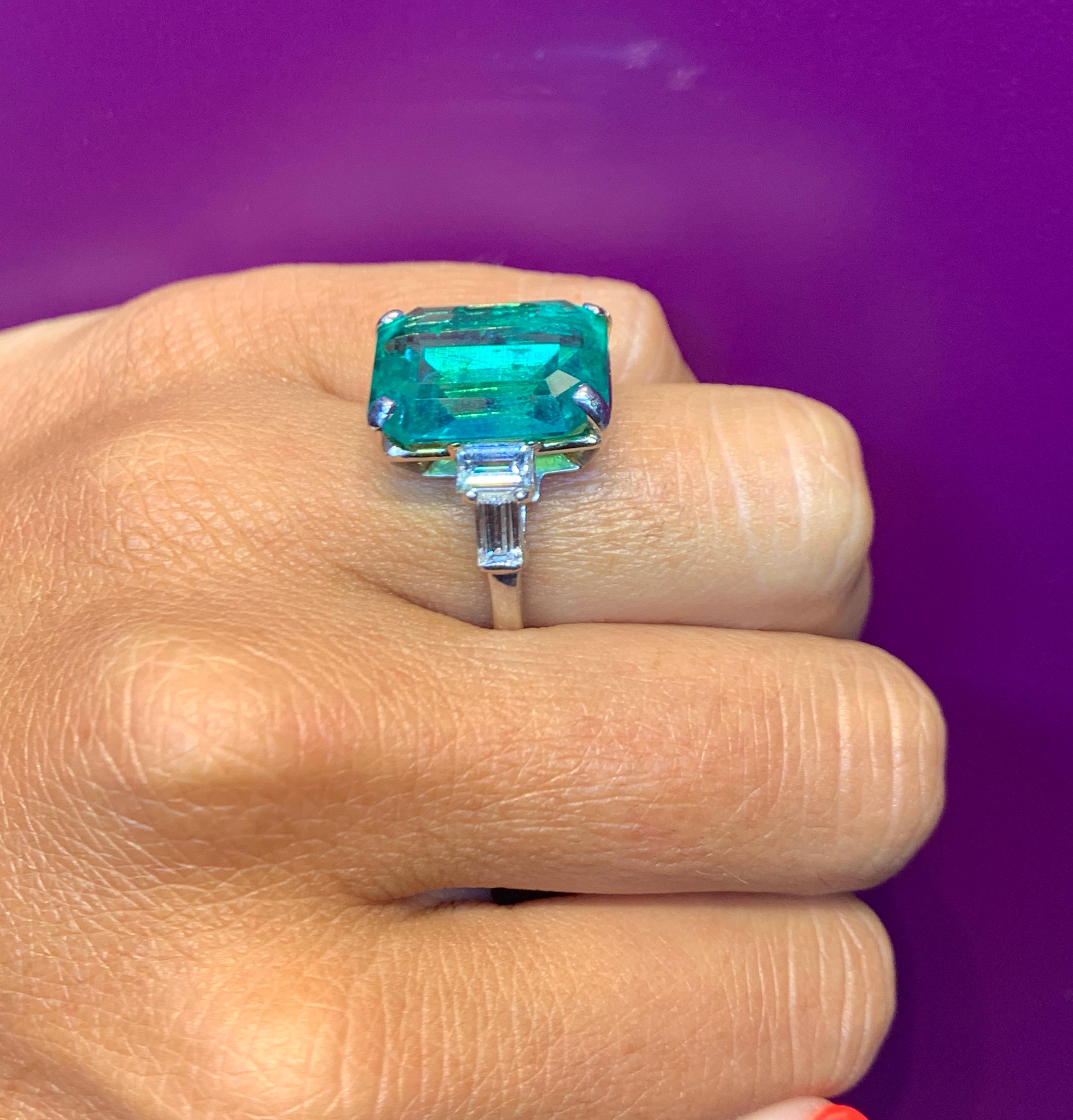 Colombian Emerald and Diamond Ring 1