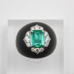 Colombian Emerald and Diamond Ring in Carbon Fiber and White Gold