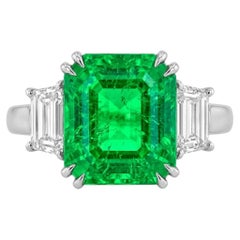 Colombian Emerald and Diamond Three-Stone Ring – 5.13 Carat