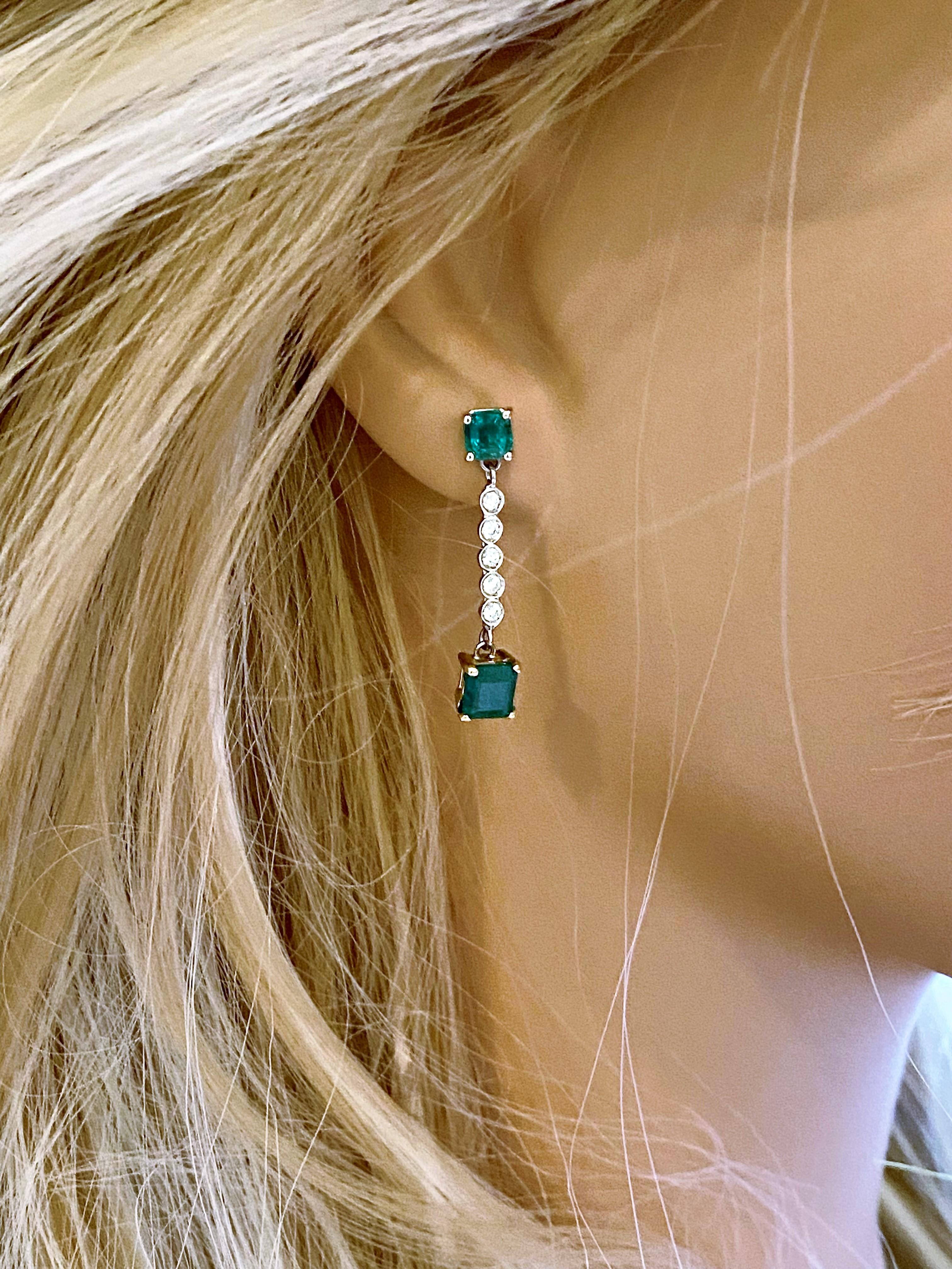Colombian Emerald and Diamond Two-Tier Gold Drop Earrings In New Condition In New York, NY