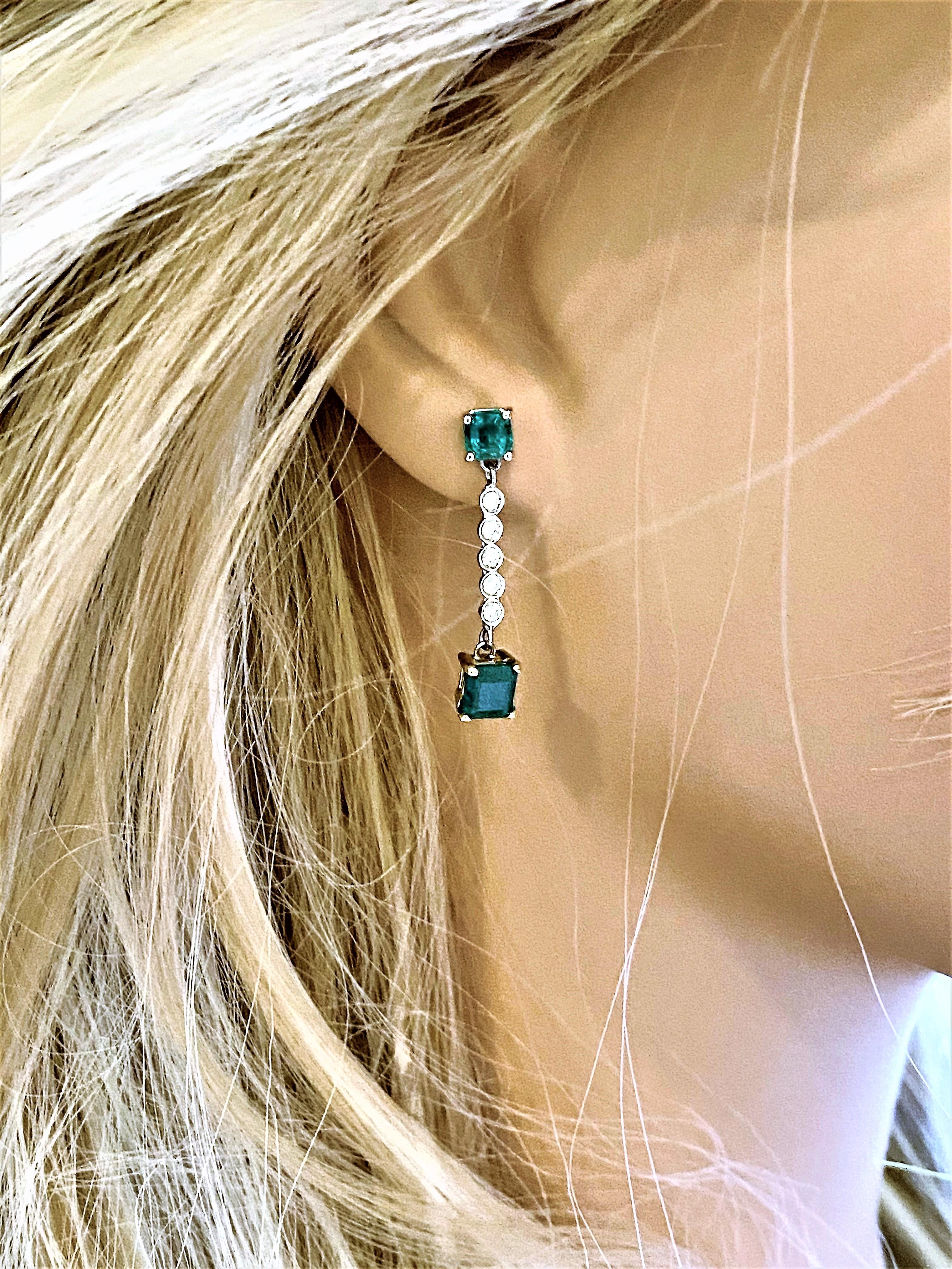 Contemporary Colombian Emerald and Diamond Two-Tier Gold Drop Earrings