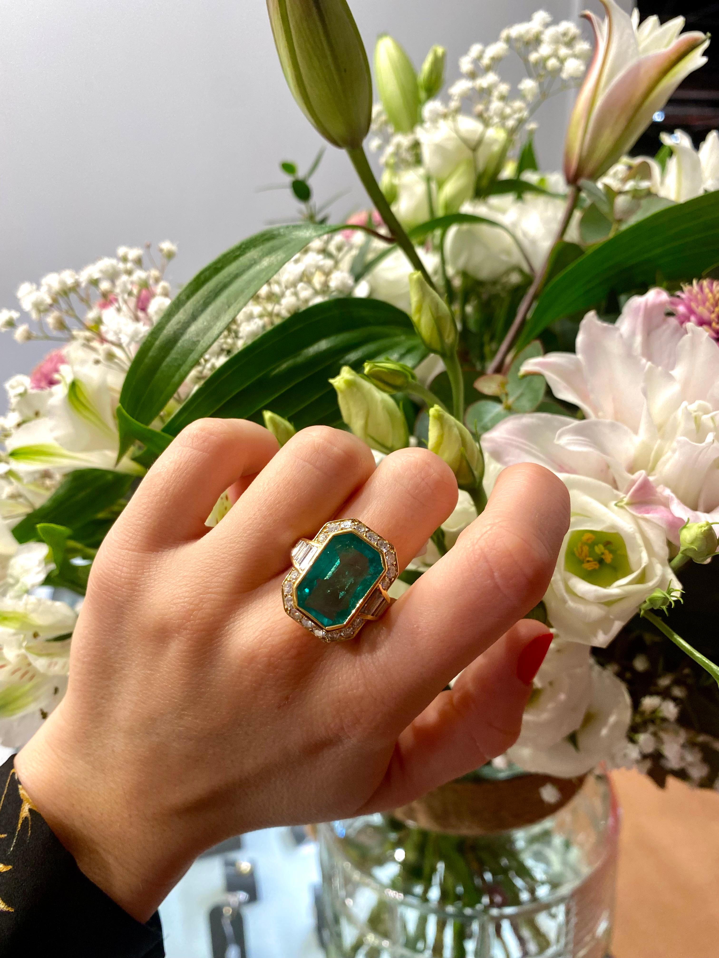 Kolumbianischer Smaragd ' ca. 11,70 Karat' und Diamant-Ring im Vintage-Stil im Angebot 1