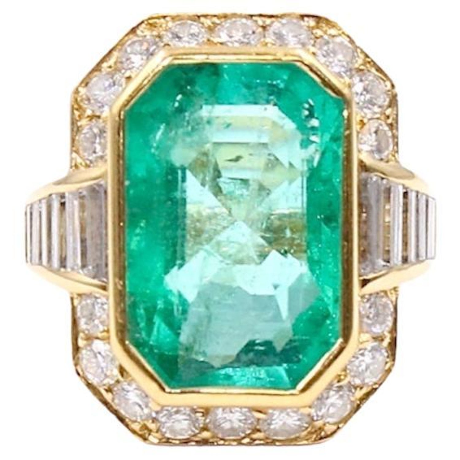 Colombian Emerald 'Approximately 11.70 Carats' and Diamond Vintage Ring For  Sale at 1stDibs