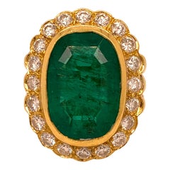 Colombian Emerald Diamond 18 Karat Yellow Gold Cocktail Ring AGL Certified