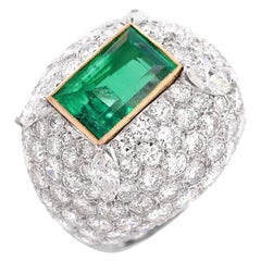Certified GIA Colombian Emerald Diamond 18 Karat White Gold Dome Cocktail Ring