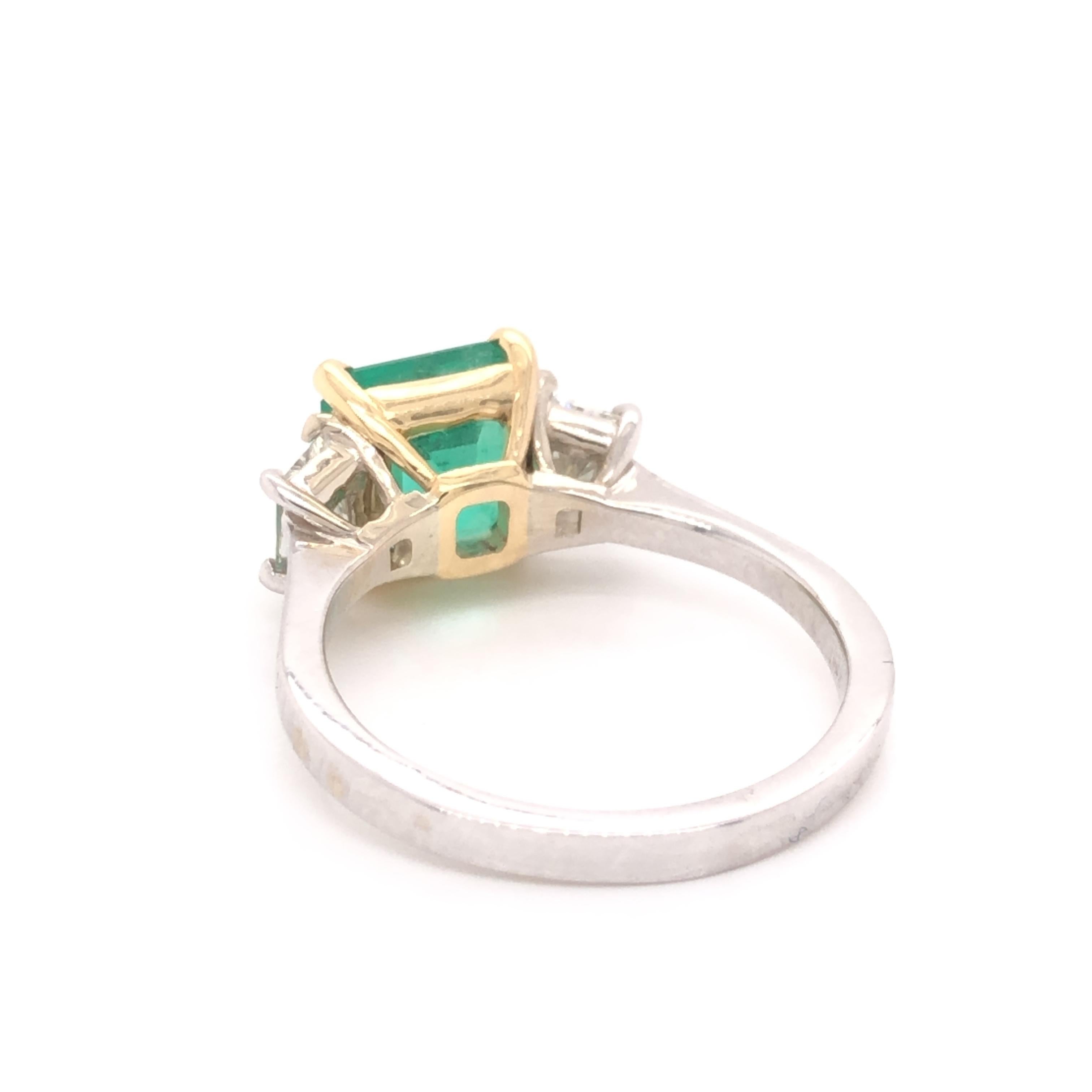Emerald Cut Colombian Emerald & Diamond 18k White Gold Ring 2.80 Tcw For Sale