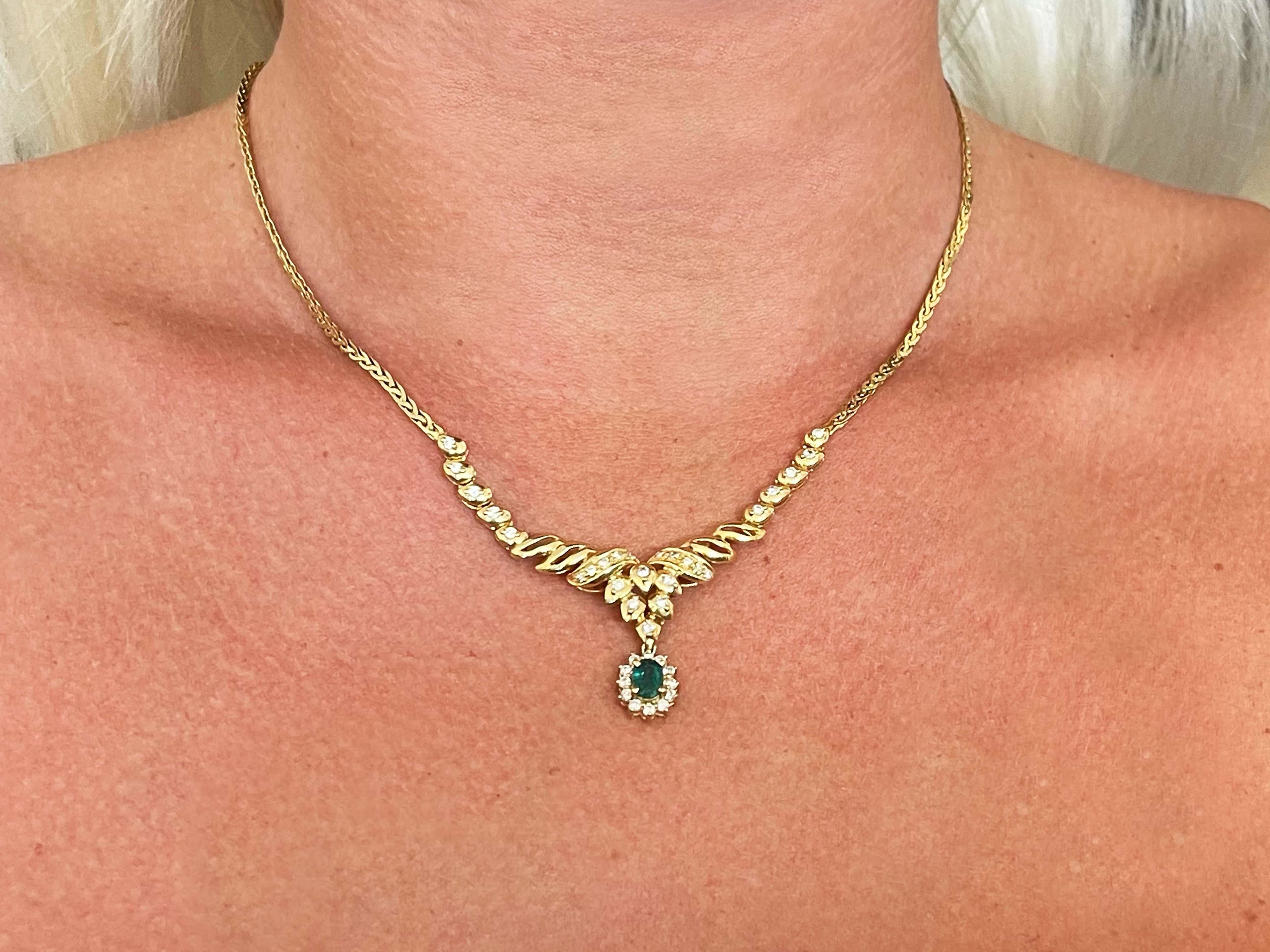 Necklace Specifications:

Metal: 18K Yellow Gold
​
​Gram Weight: 14.1 grams

Chain Length: 16.5