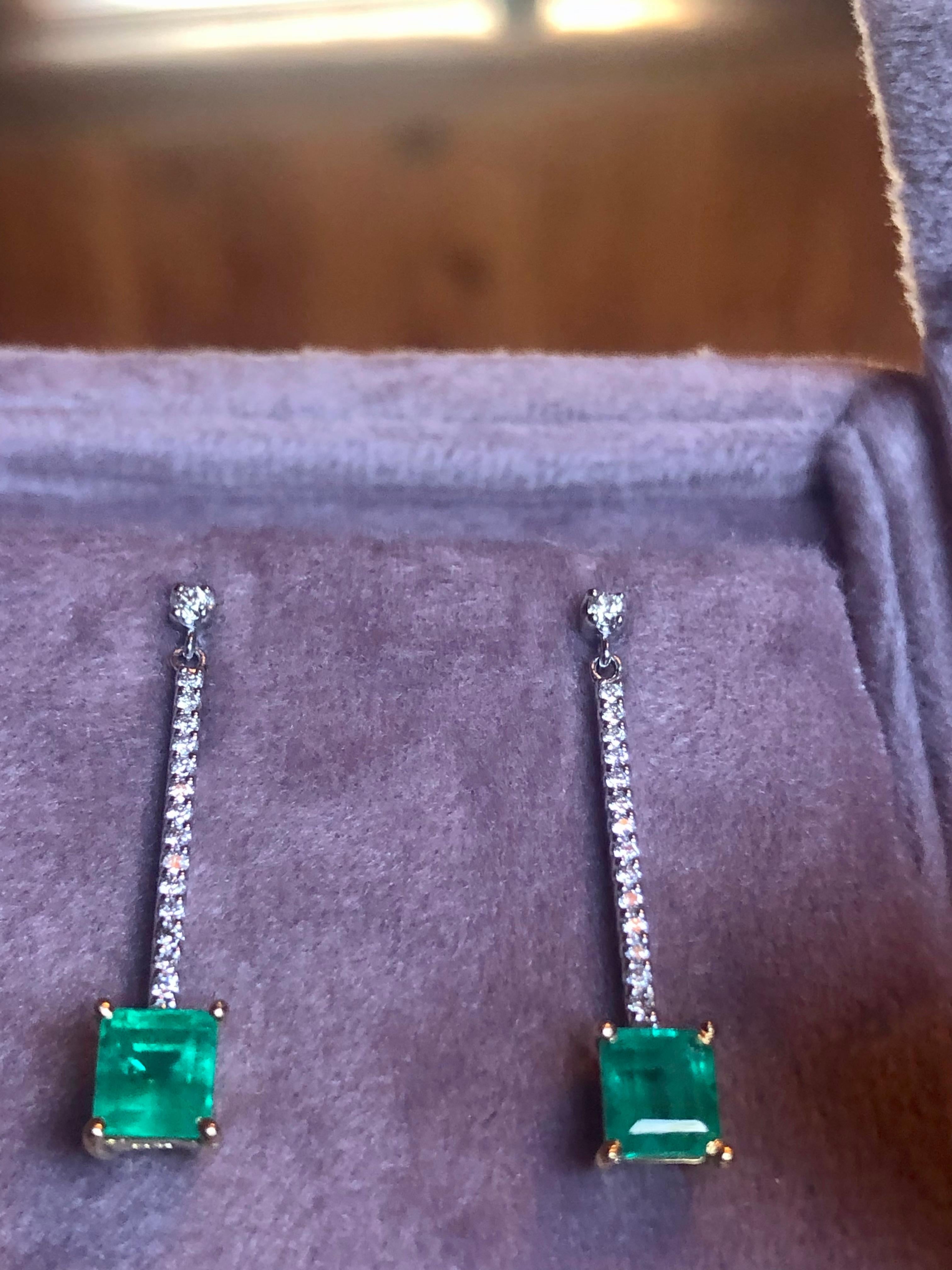 Women's Colombian Emerald Diamond Platinum 18K Dangle Earrings For Sale