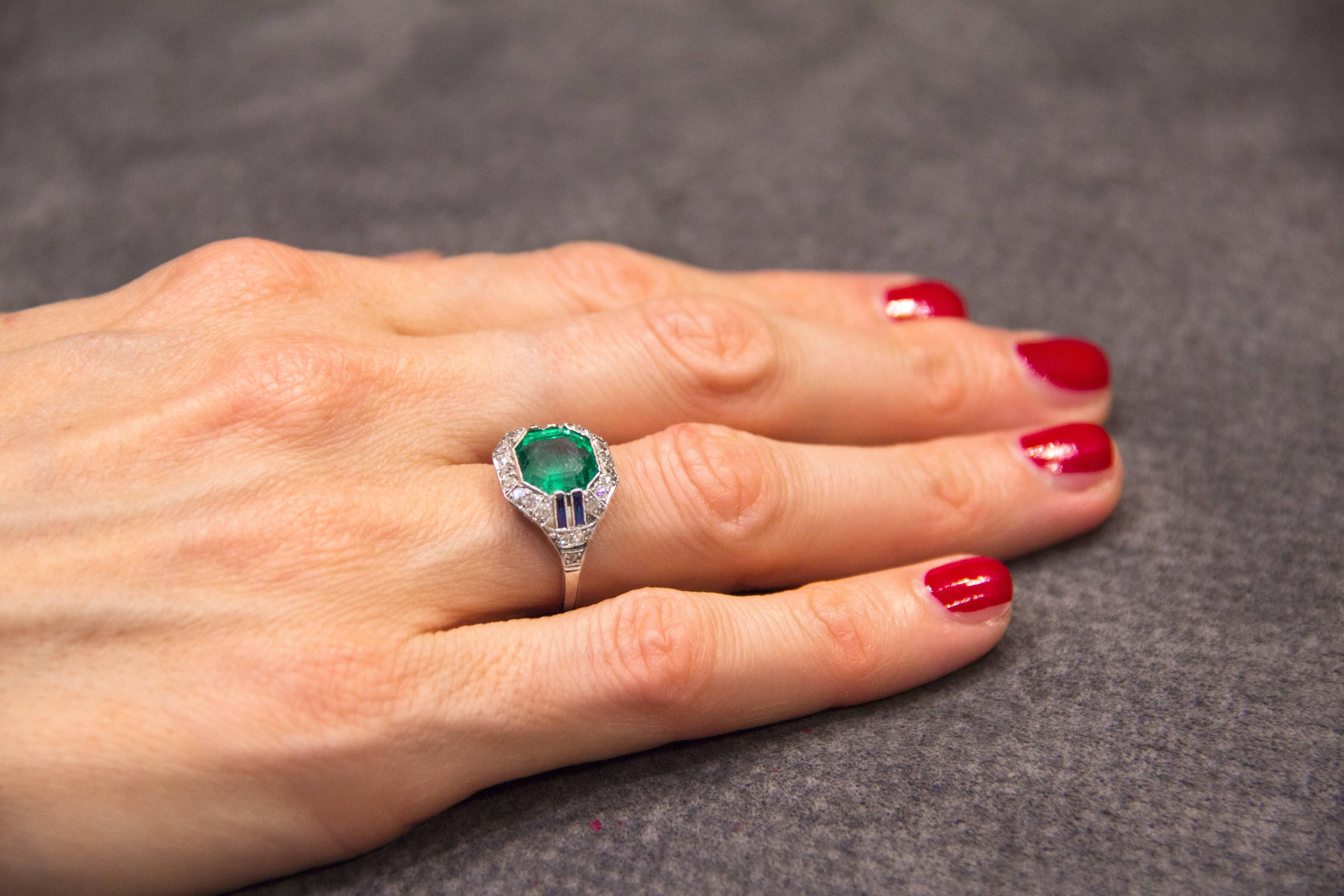 Colombian Emerald Diamond Platinum Art Deco Ring 1