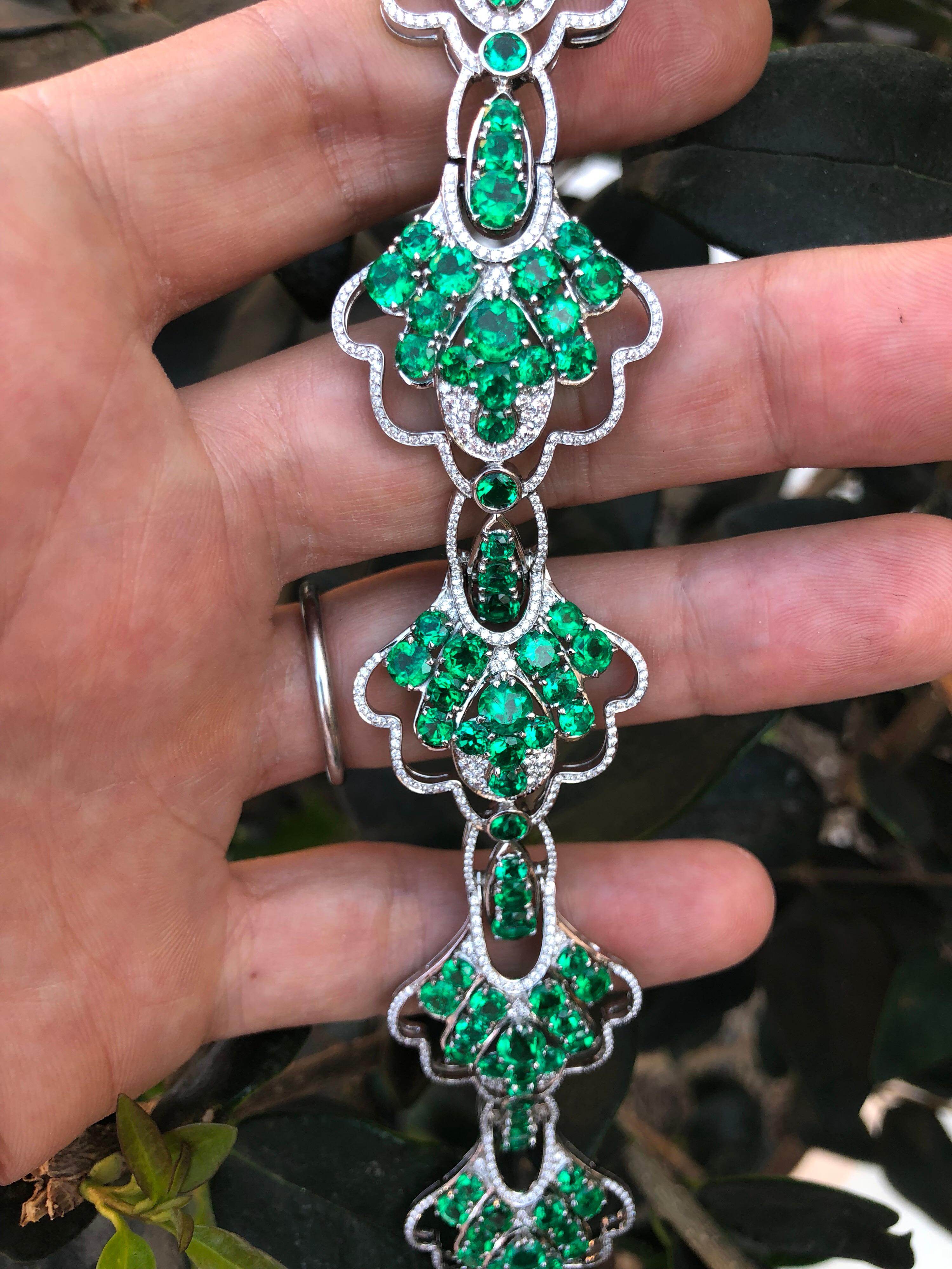 Colombian Emerald Bracelet 21.18 Carats In New Condition For Sale In Beverly Hills, CA