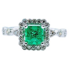 Colombian Emerald & Diamond Platinum Ring