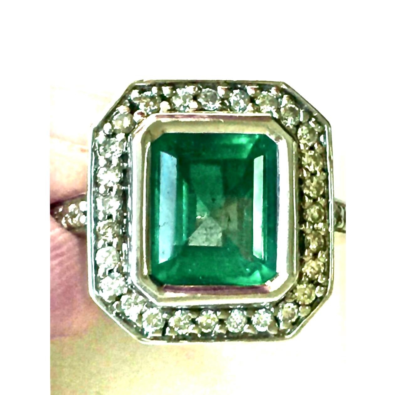 Colombian Emerald Diamond Art Deco Style Engagement Style Ring For Sale 4