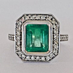 Art Deco Style Colombian Emerald Diamond and 18K Gold Ring