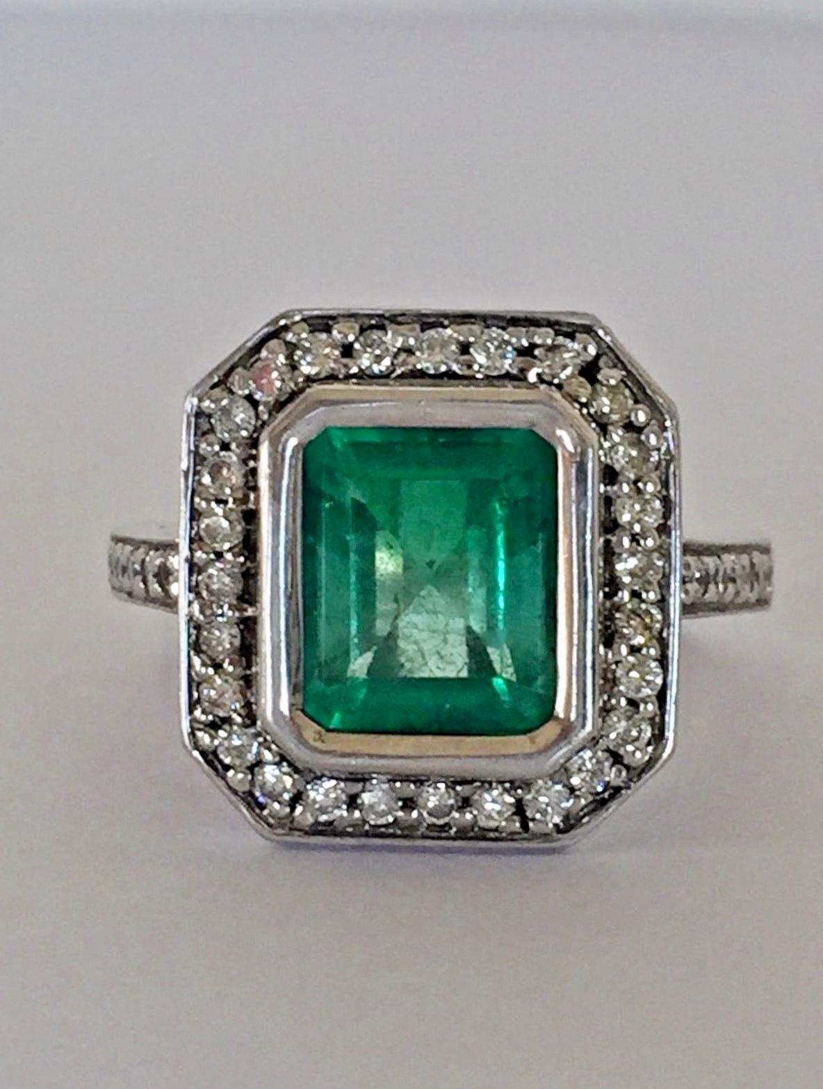 Colombian Emerald Diamond Art Deco Style Engagement Style Ring For Sale 1