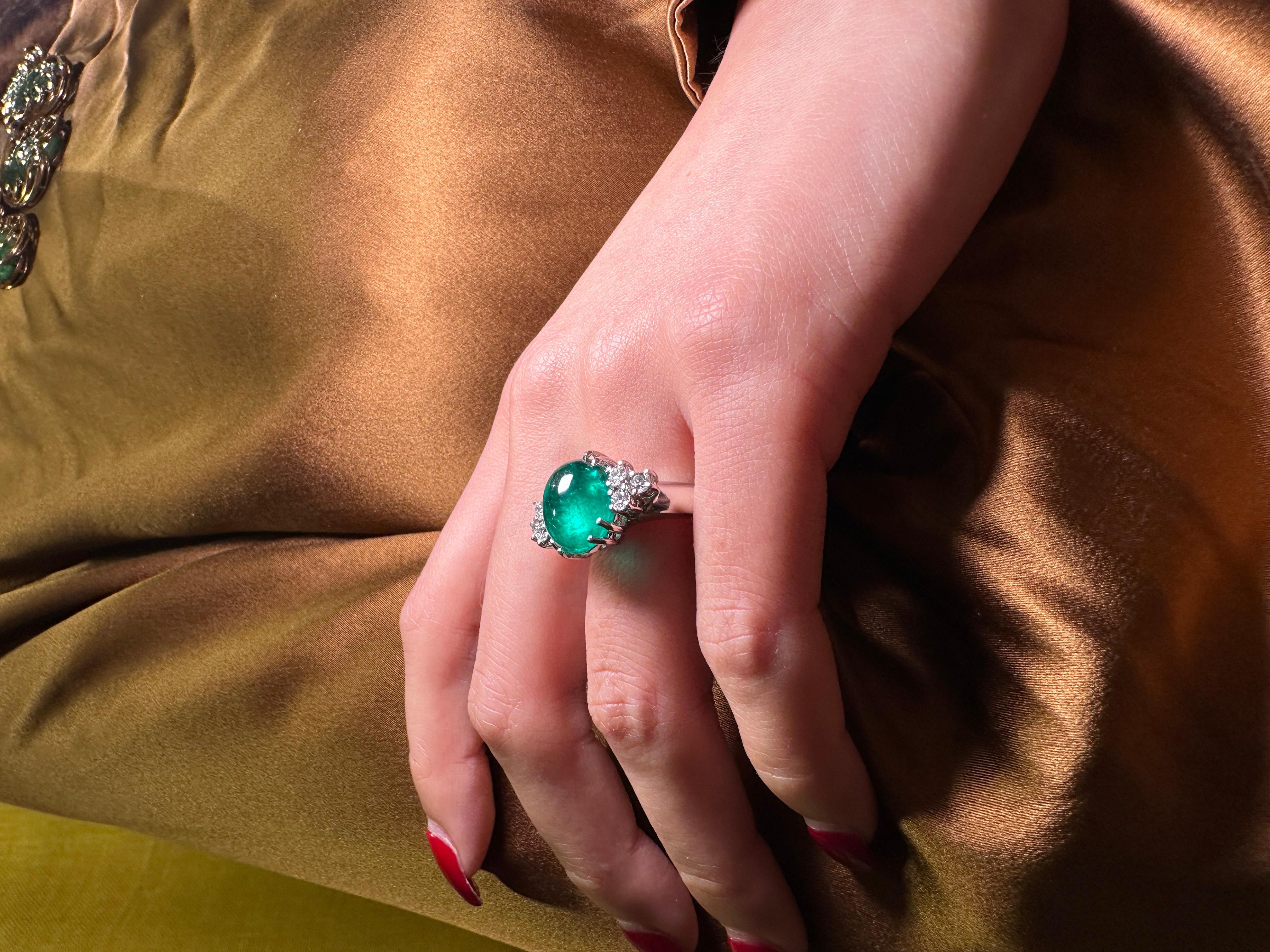 Colombian Emerald Diamond Ring, 1970s For Sale 3
