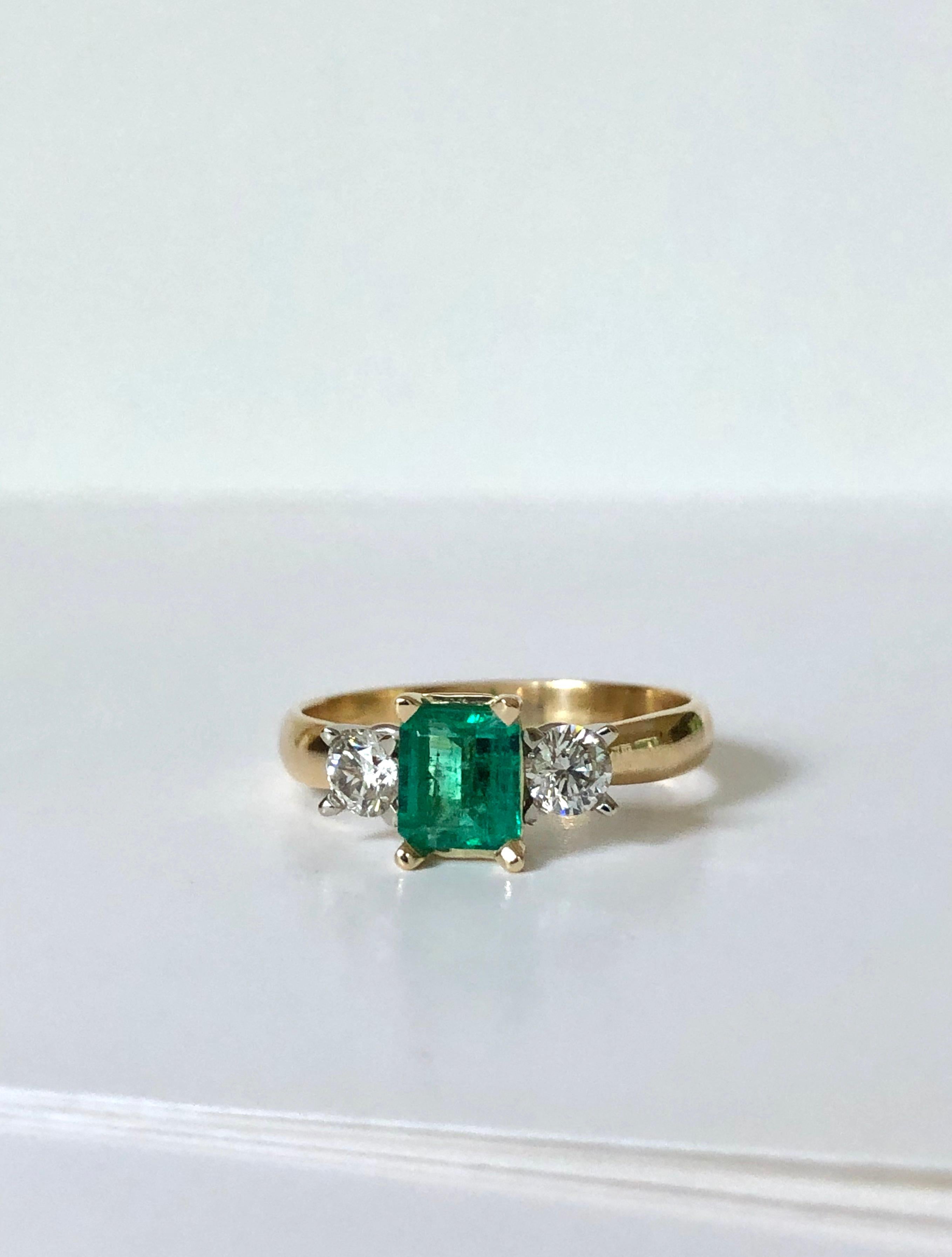 Colombian Emerald Diamond Three-Stone Engagement Ring 18 Karat For Sale 4