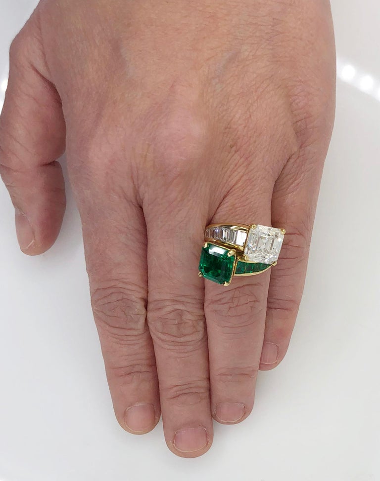 Kolumbianischer Smaragd-, Diamant-Ring Toi Et Moi im Angebot bei 1stDibs