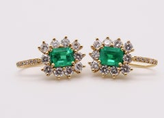 Colombian Emerald Diamonds Earrings In 18Kt Yellow Gold With 4.92 Carats