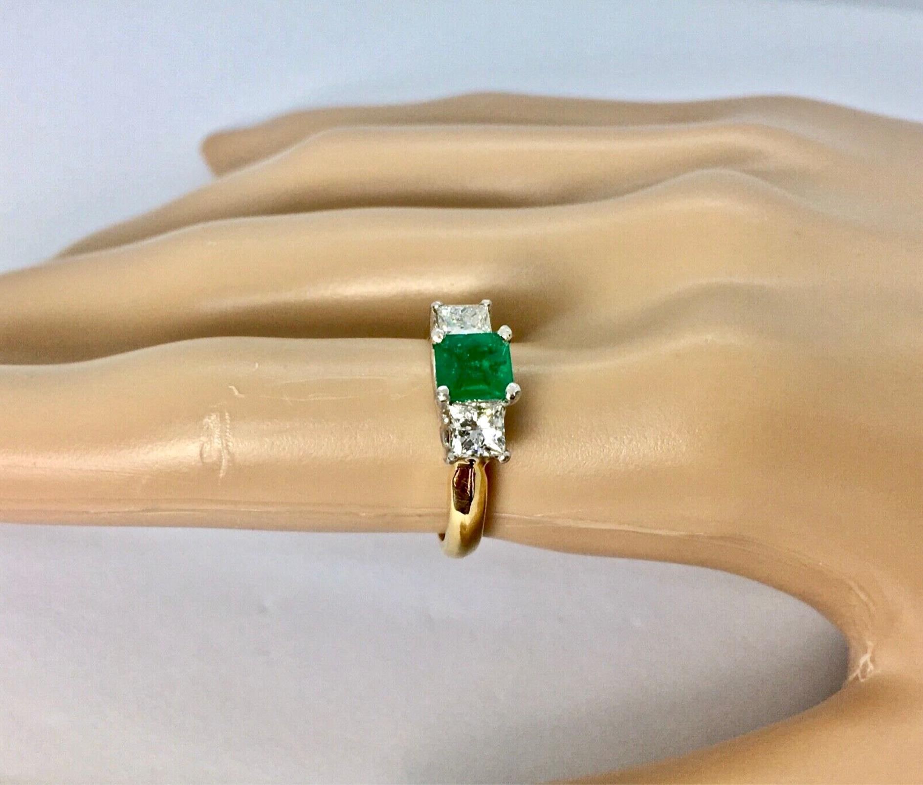 Colombian Emerald and Diamonds Platinum, 18 Karat Three-Stone Engagement Ring For Sale 5