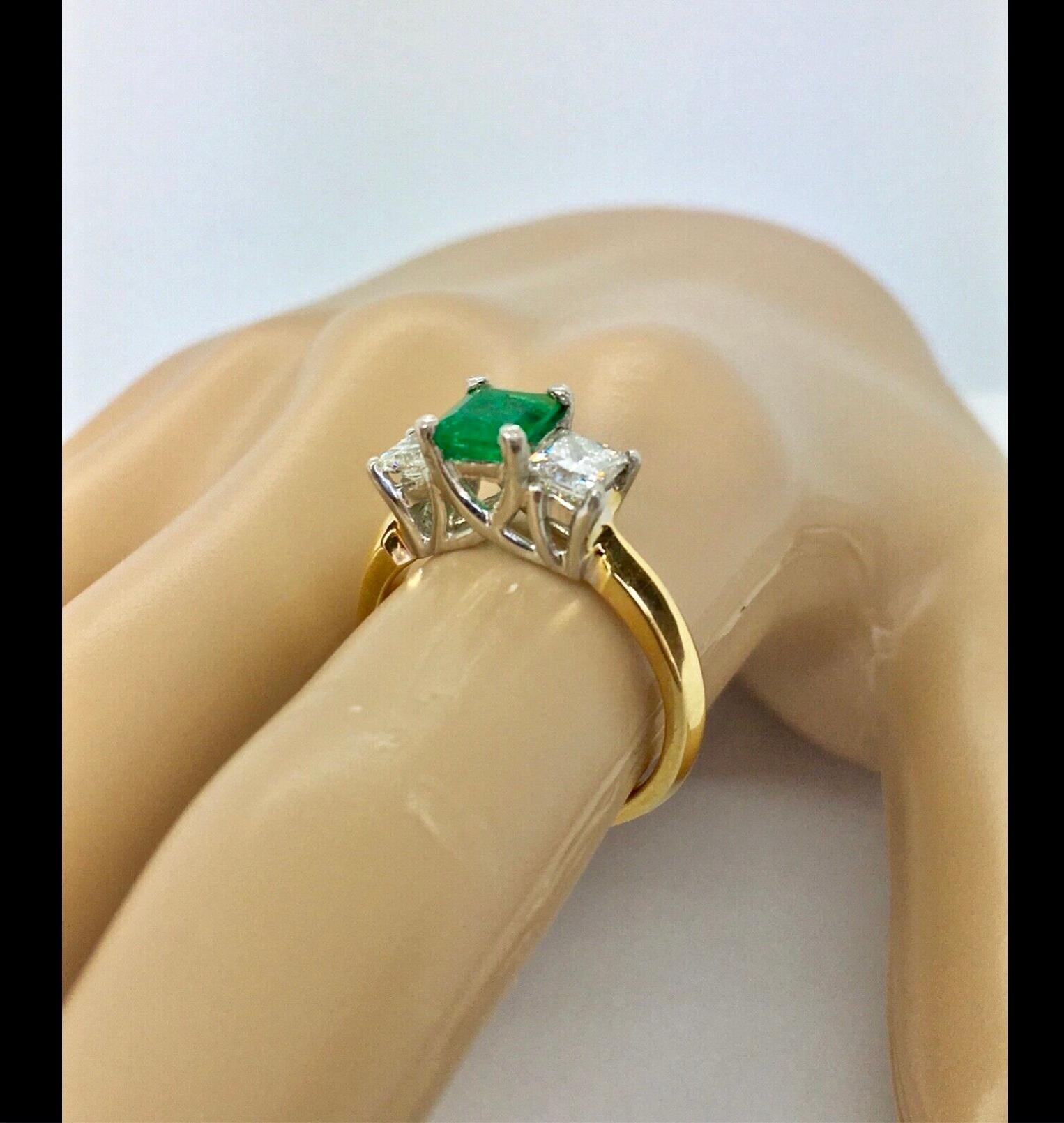 Colombian Emerald and Diamonds Platinum, 18 Karat Three-Stone Engagement Ring For Sale 6