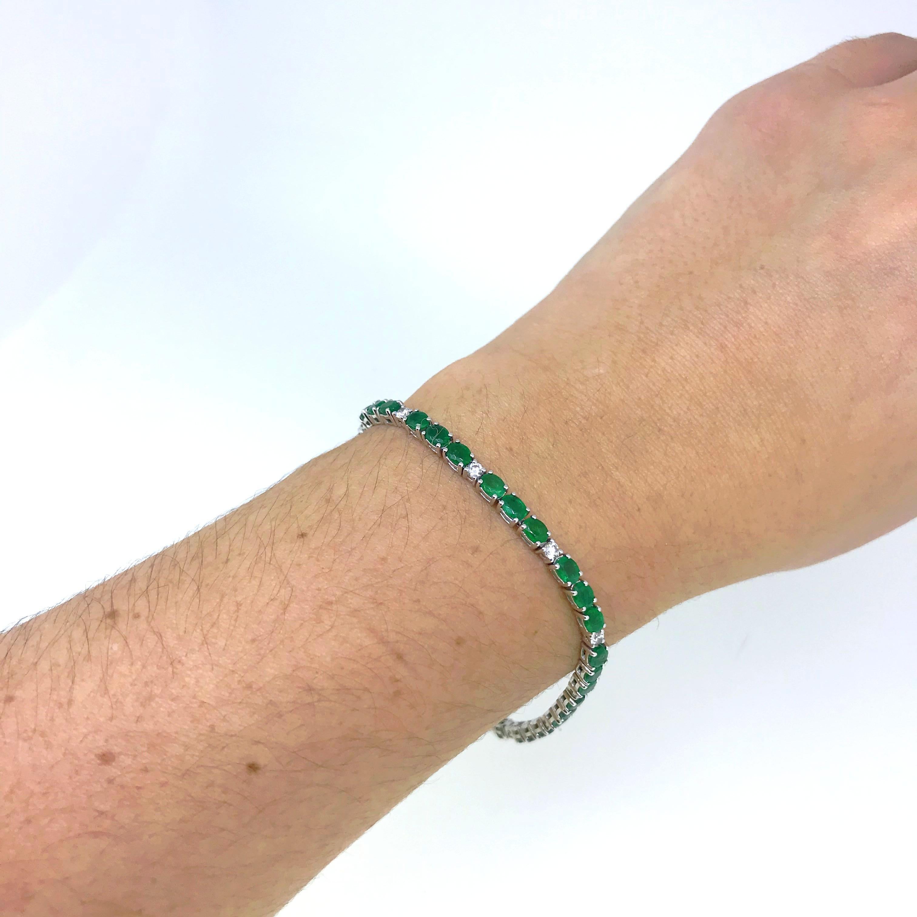 Colombian Emerald Diamonds Tennis Line White Gold Bracelet 2