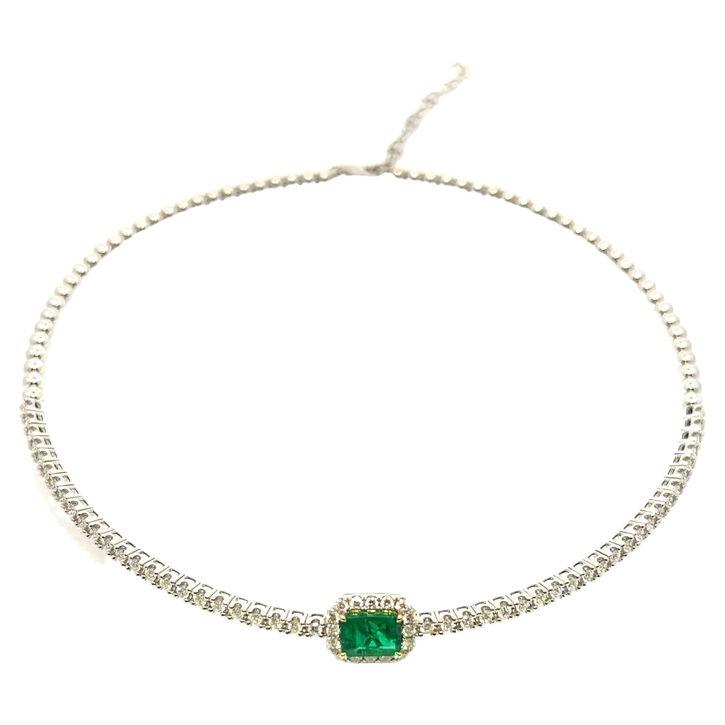 Colombian Emerald, Emerald Cut 18KW Gold Choker Necklace For Sale