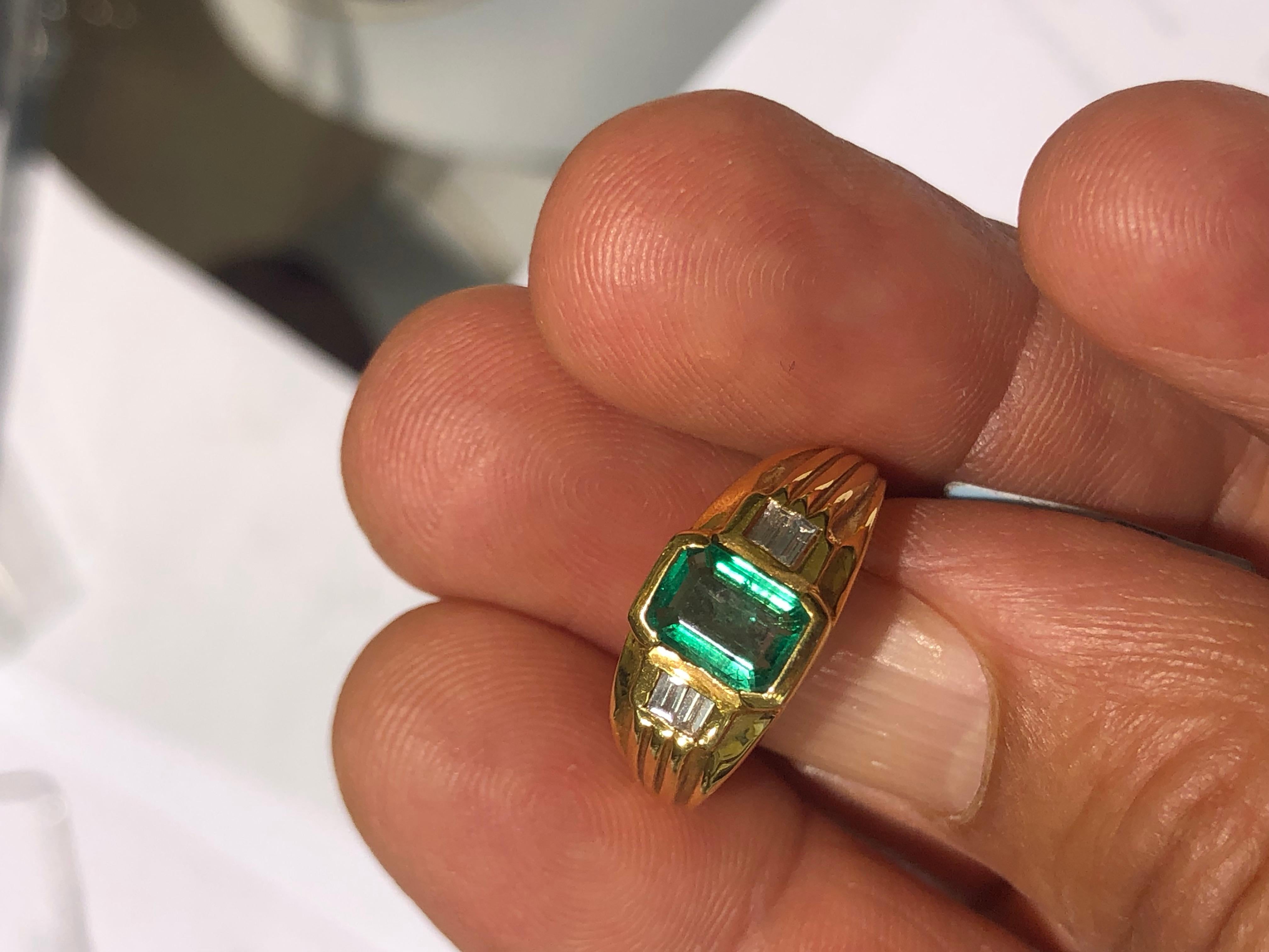 Art Deco Colombian Emerald, Emerald Cut Diamond Solitaire Vintage Ring