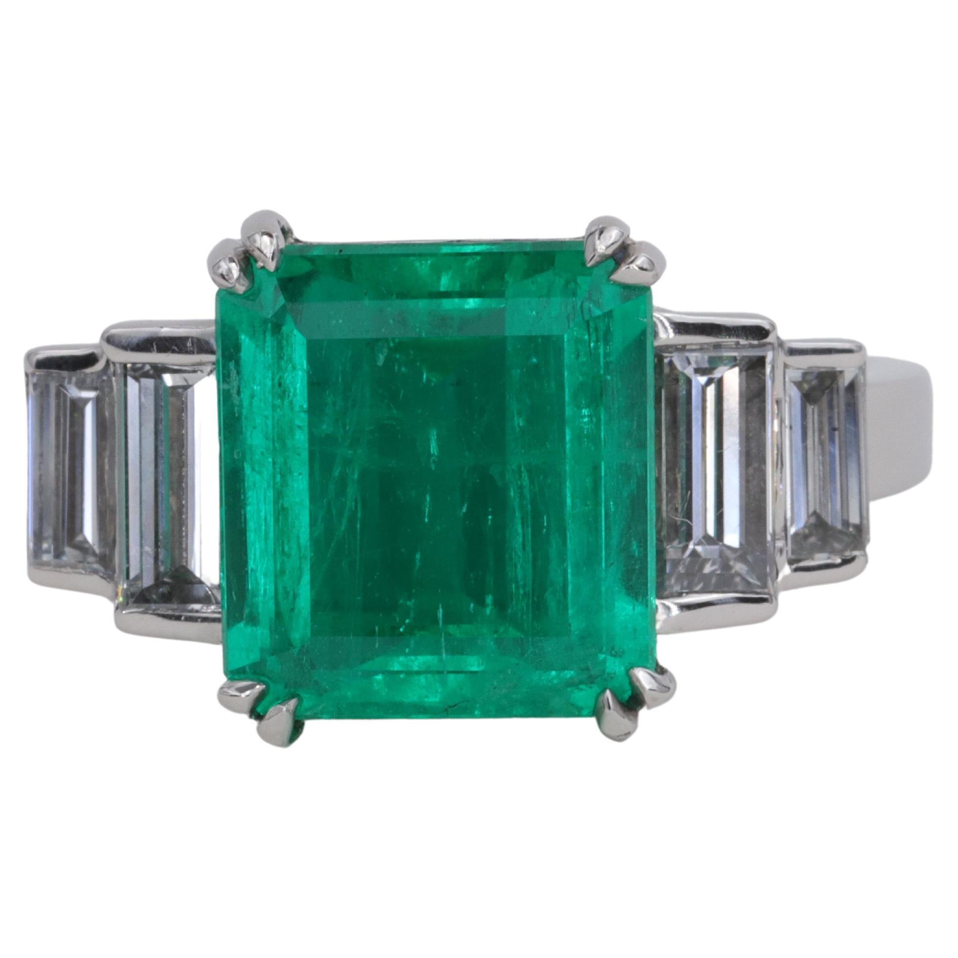 Colombian Emerald GIA and Baguette Diamond 5 Stone Platinum Ring