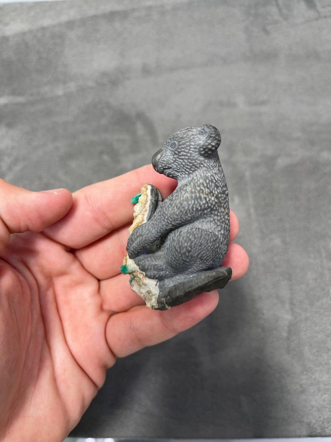Women's or Men's Colombian Emerald Koala Rough Crystal Sculpture For Sale