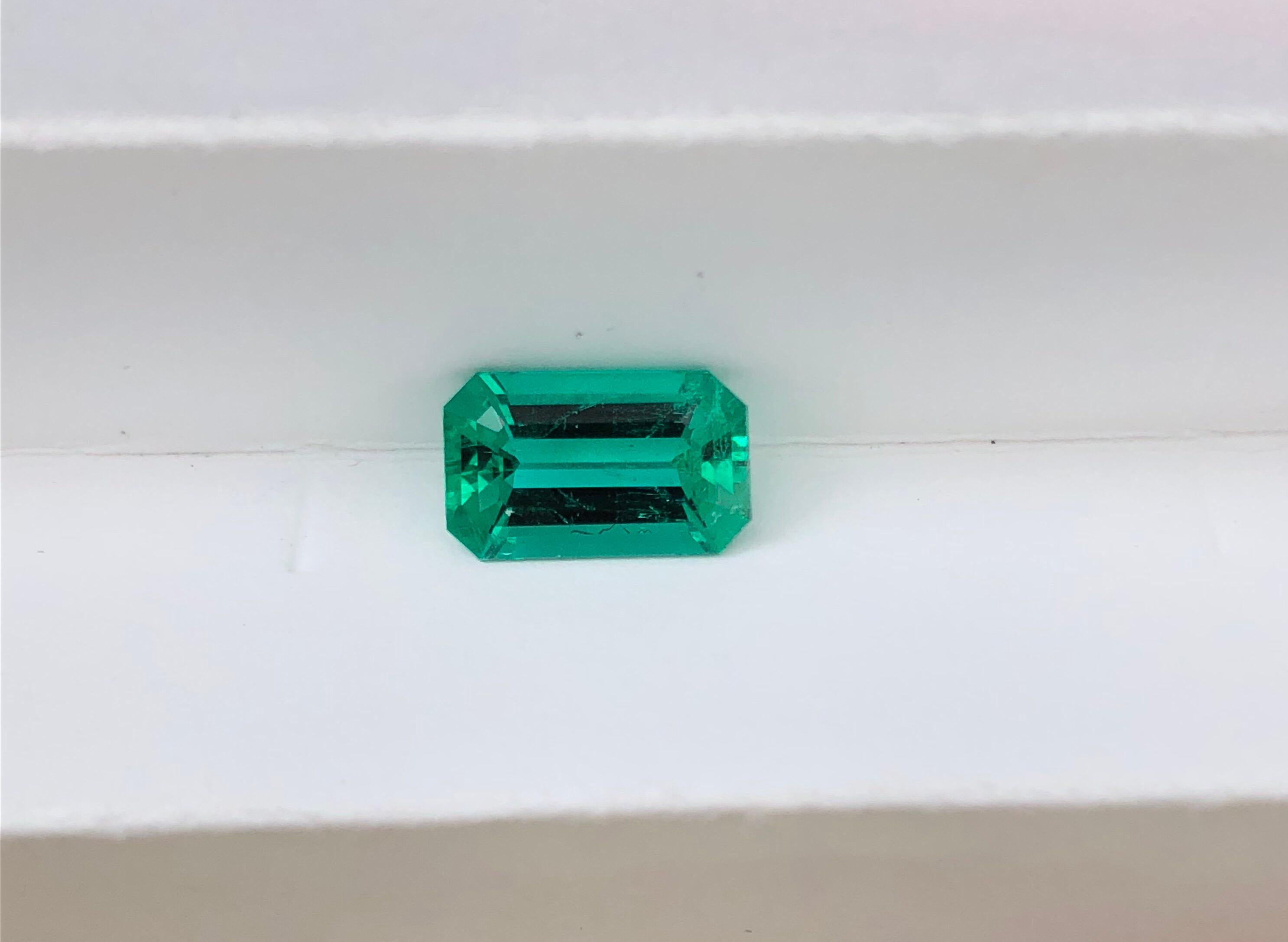 This immensely rare 2.17 carat, natural, no oil Colombian Emerald, emerald cut, is sought after by the world's most avid gem collectors globally, and is out of reach for the average consumer. Available exclusively at Merkaba Jewelry, this vibrant