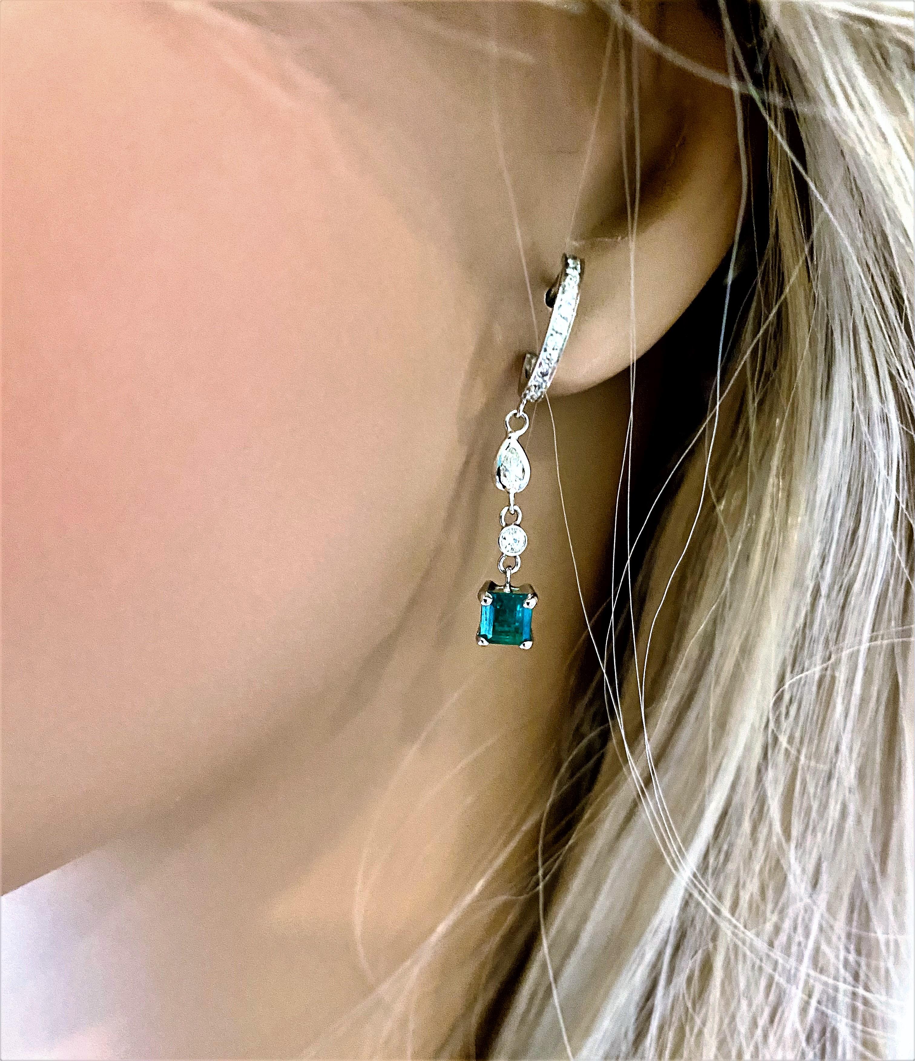 Colombian Emerald, Pear Shaped Diamond Gold Diamond Hoop Earrings In New Condition In New York, NY