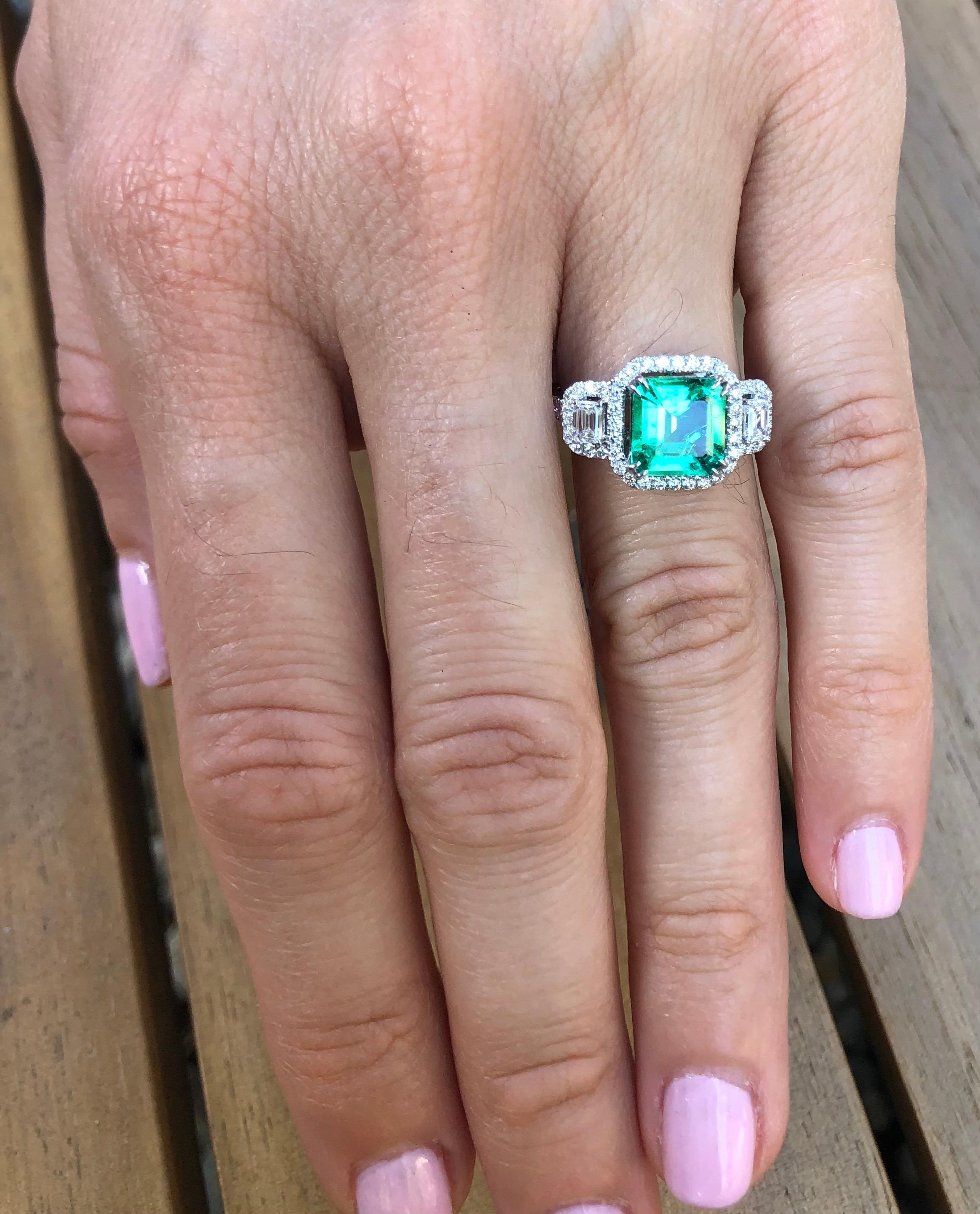 Women's Colombian Emerald Ring 1.75 Carat Emerald Cut