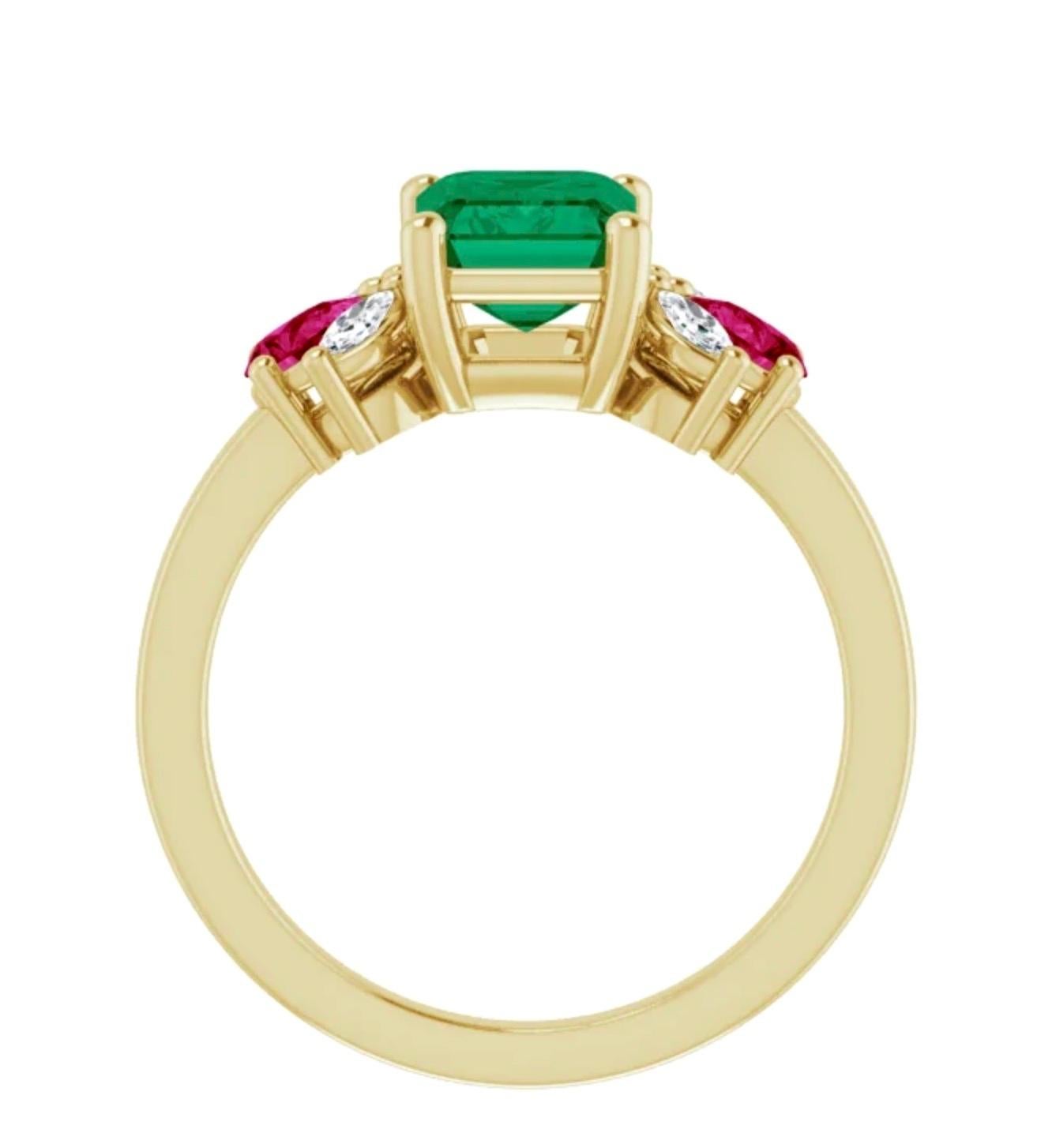 Women's Colombian Emerald Ruby and Diamond Ring 18K yellow Gold For Sale