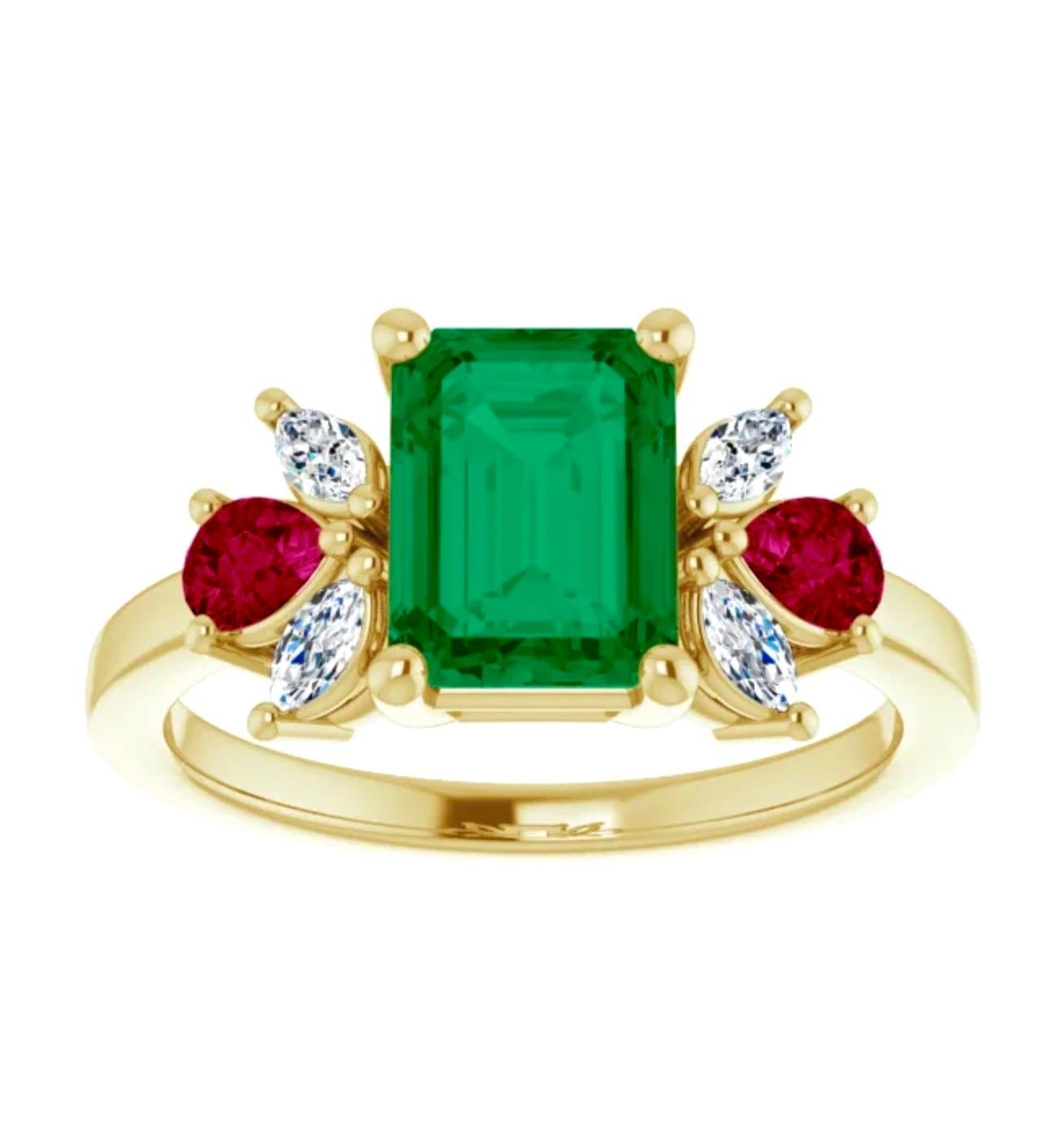 Colombian Emerald Ruby and Diamond Ring 18K yellow Gold For Sale 1