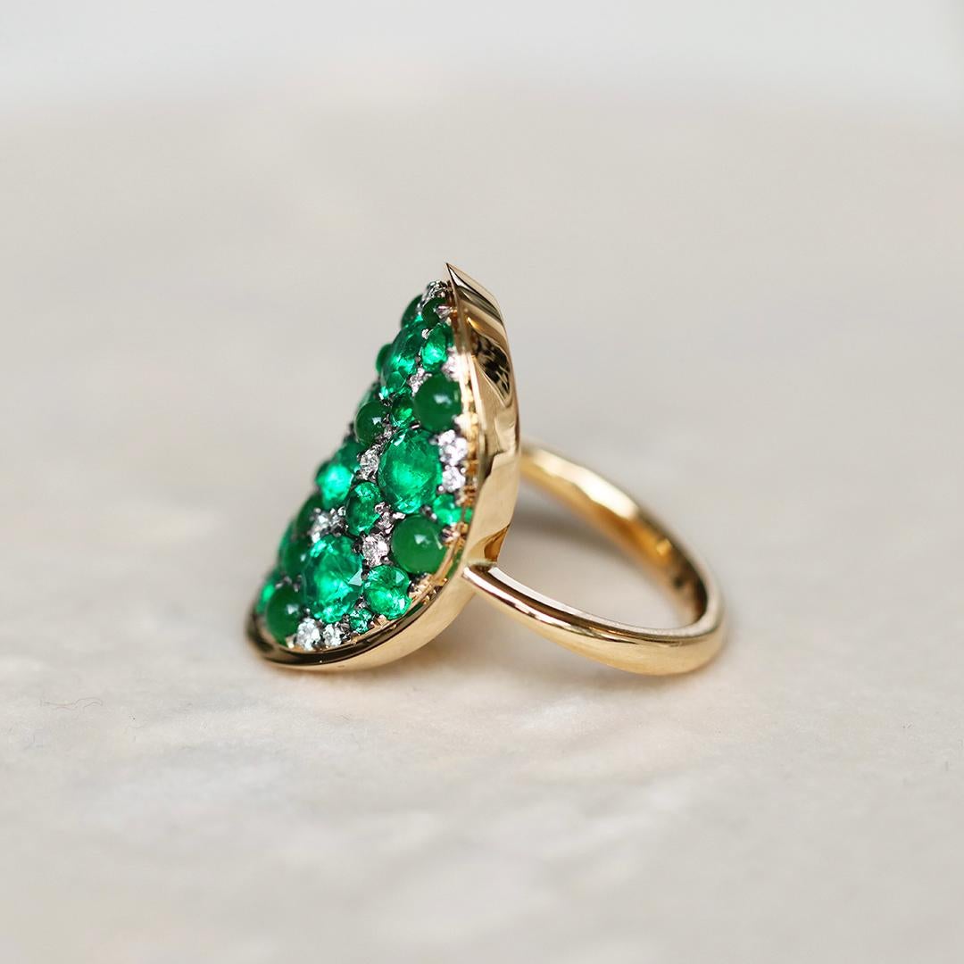 Kolumbianischer Smaragd Typ A Jadeit Diamant Pave-Ring 5